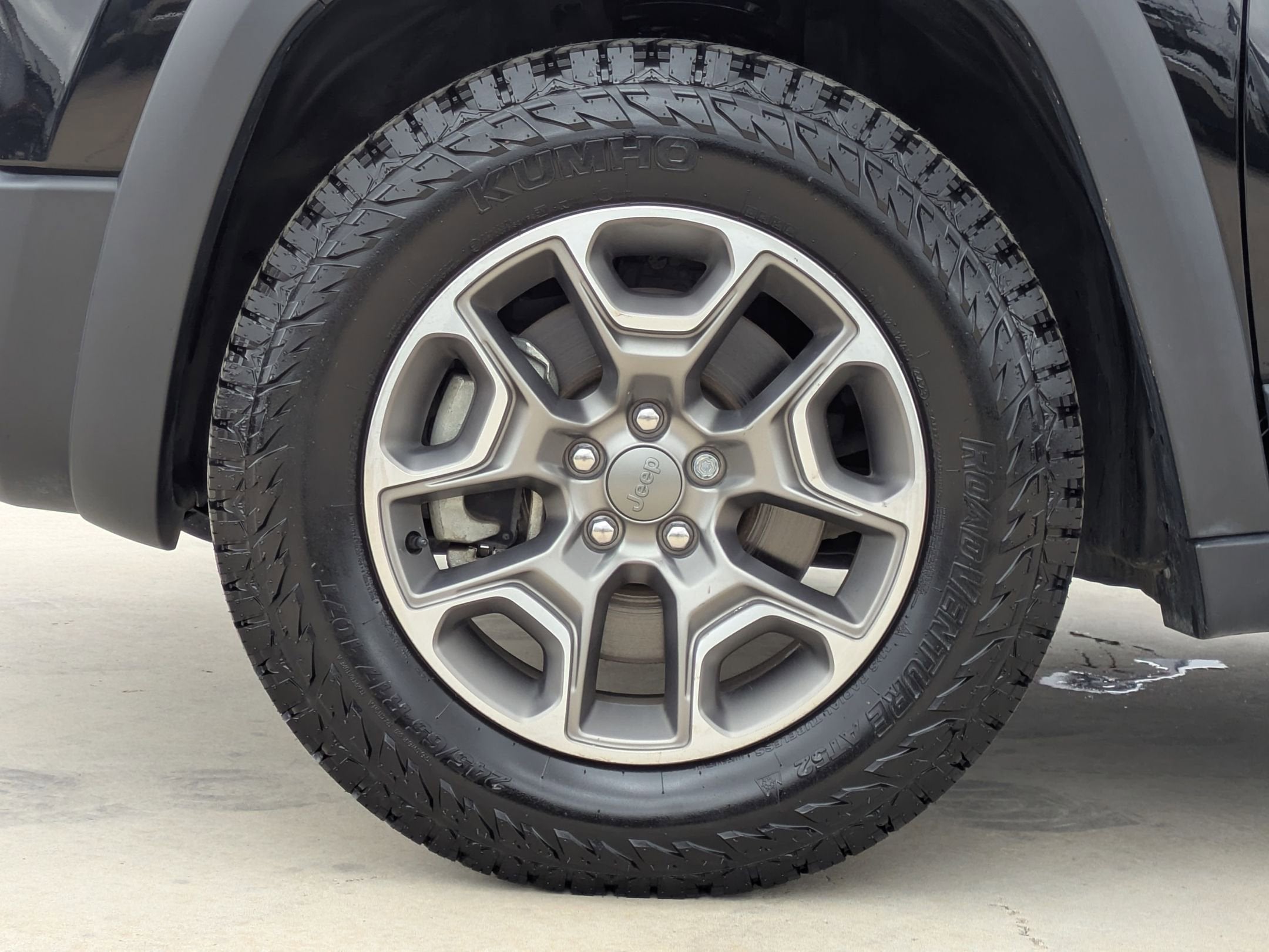 2022 Jeep Cherokee Trailhawk