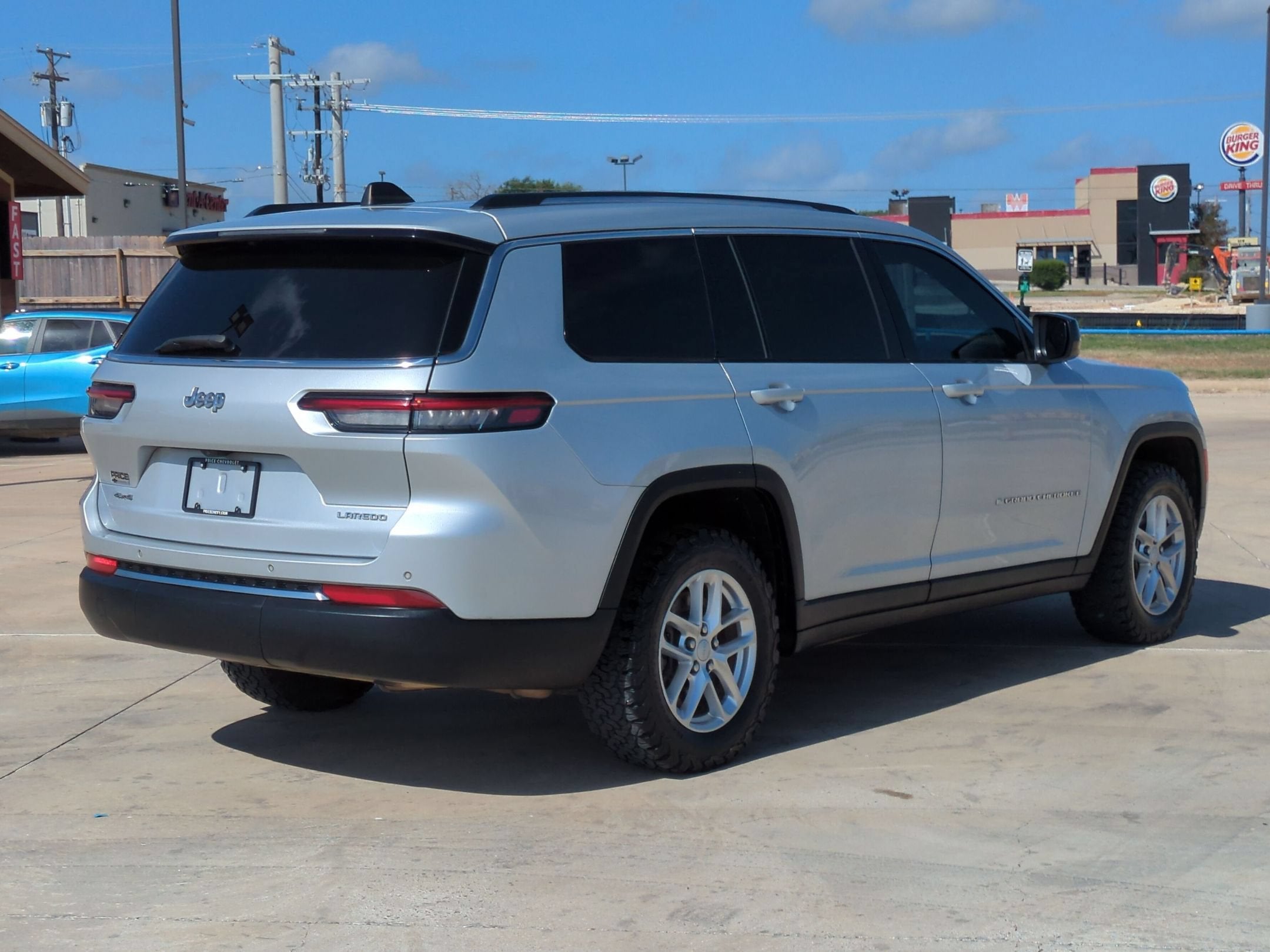 2023 Jeep Grand Cherokee L Laredo