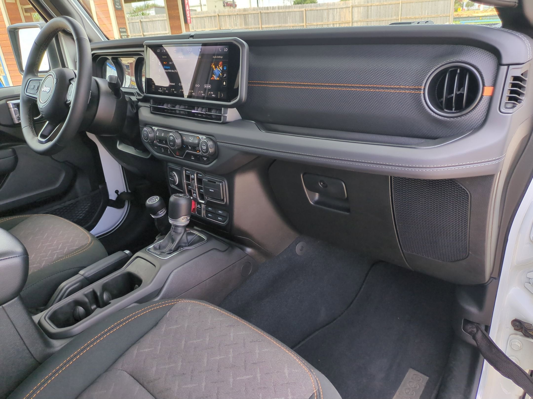 2025 Jeep Gladiator Mojave