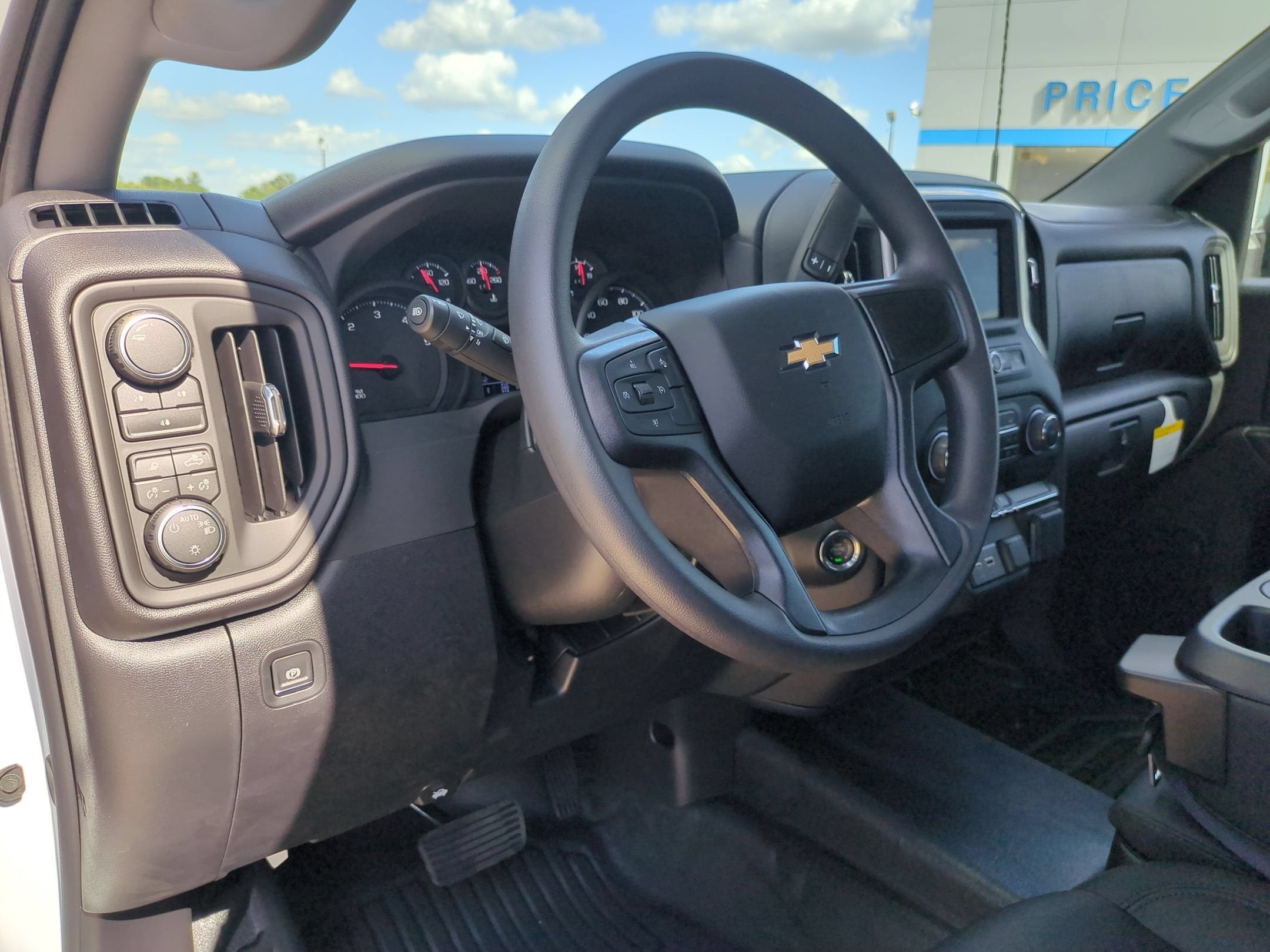 2026 Chevrolet Silverado 3500 HD WT DRW