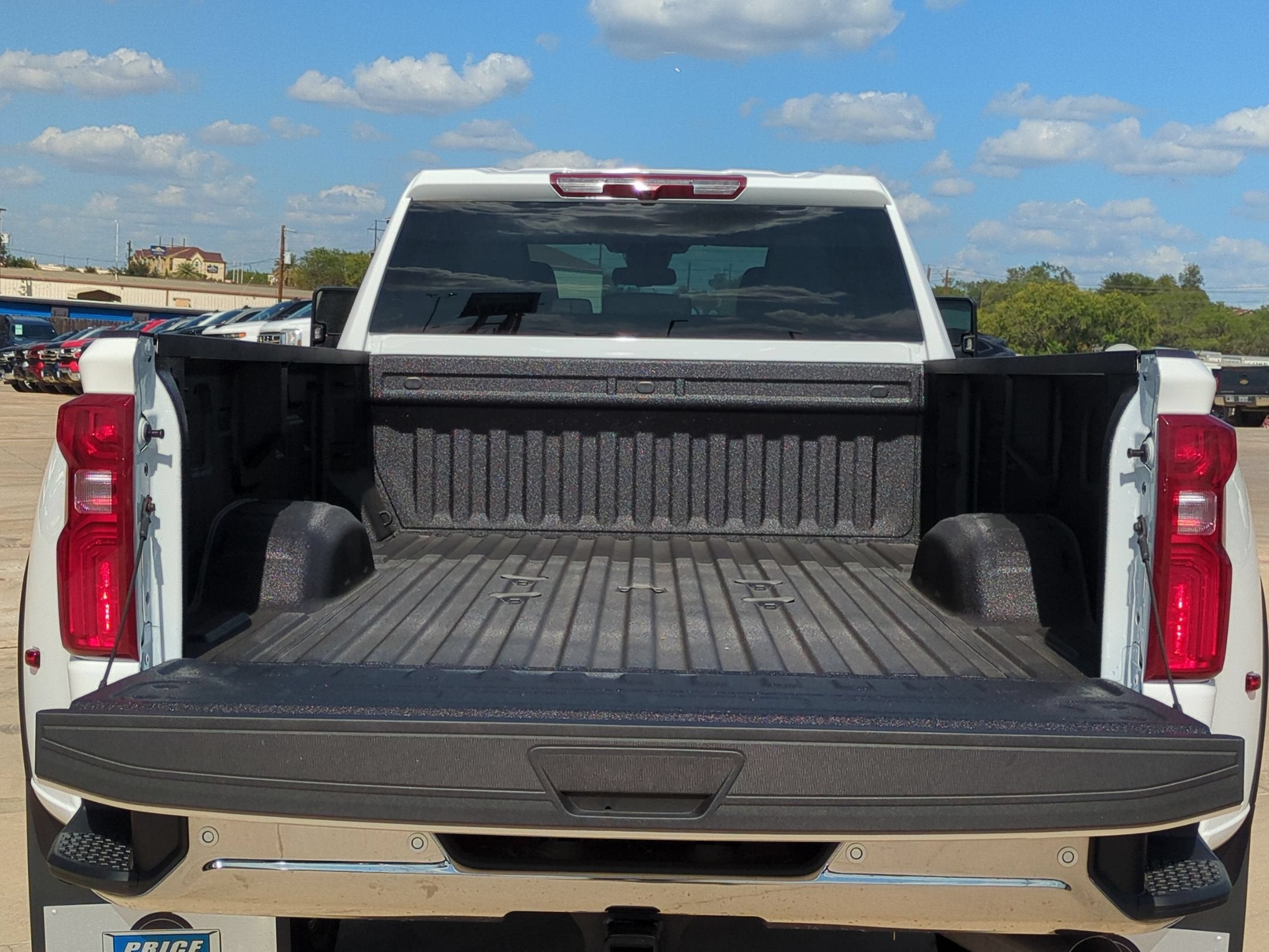 2026 Chevrolet Silverado 3500 HD WT DRW
