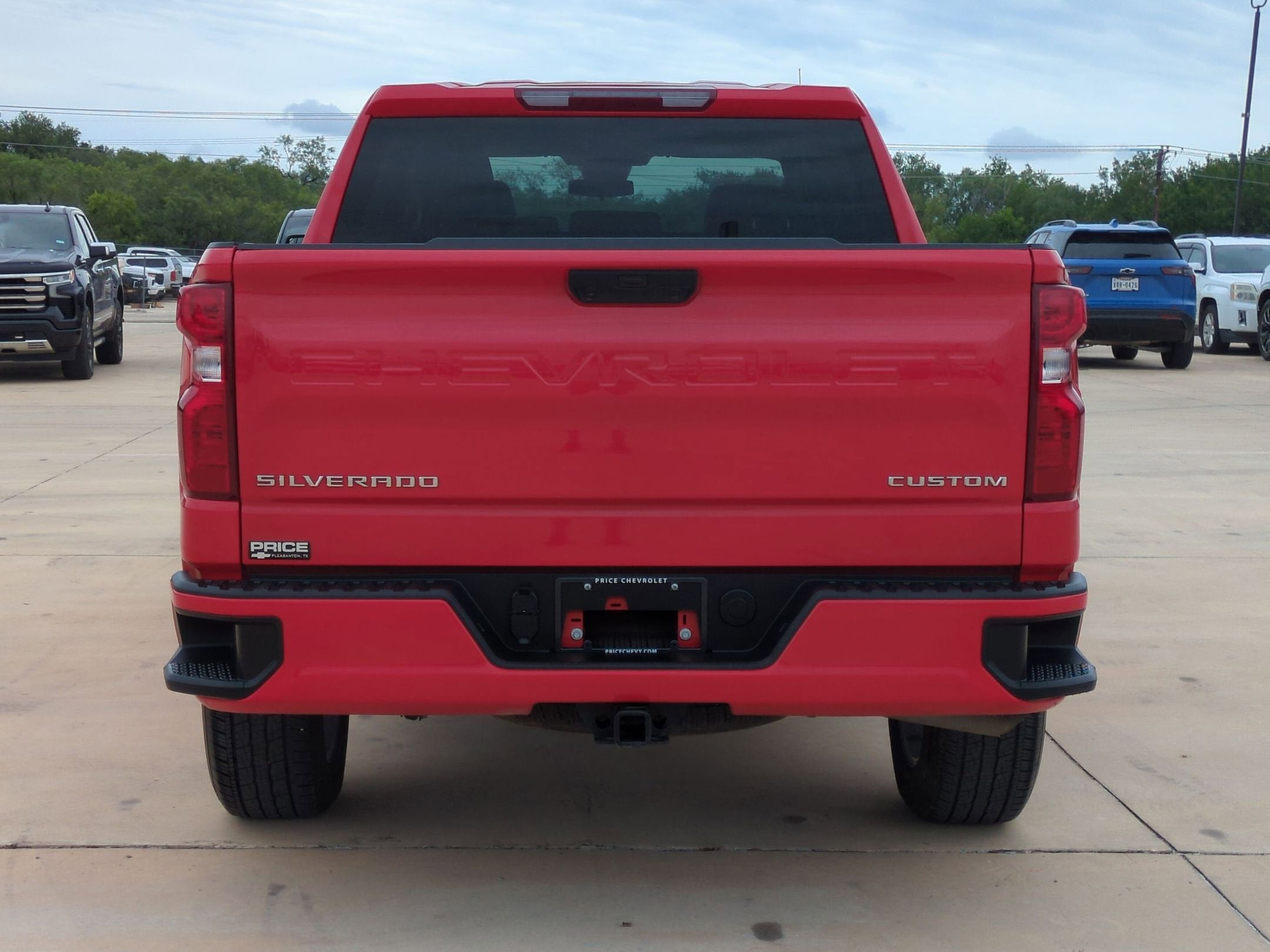 2025 Chevrolet Silverado 1500 Custom