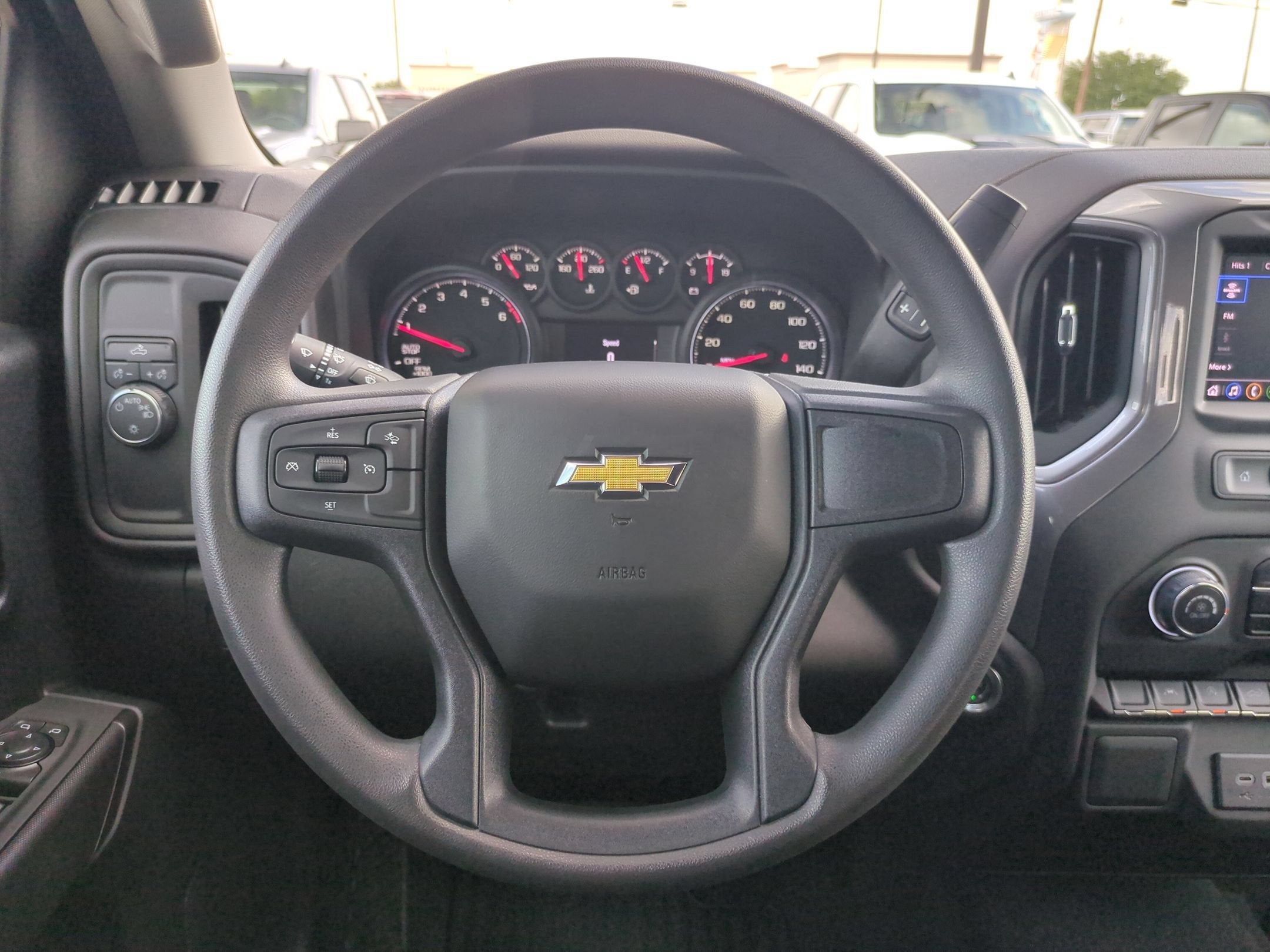 2024 Chevrolet Silverado 1500 Custom
