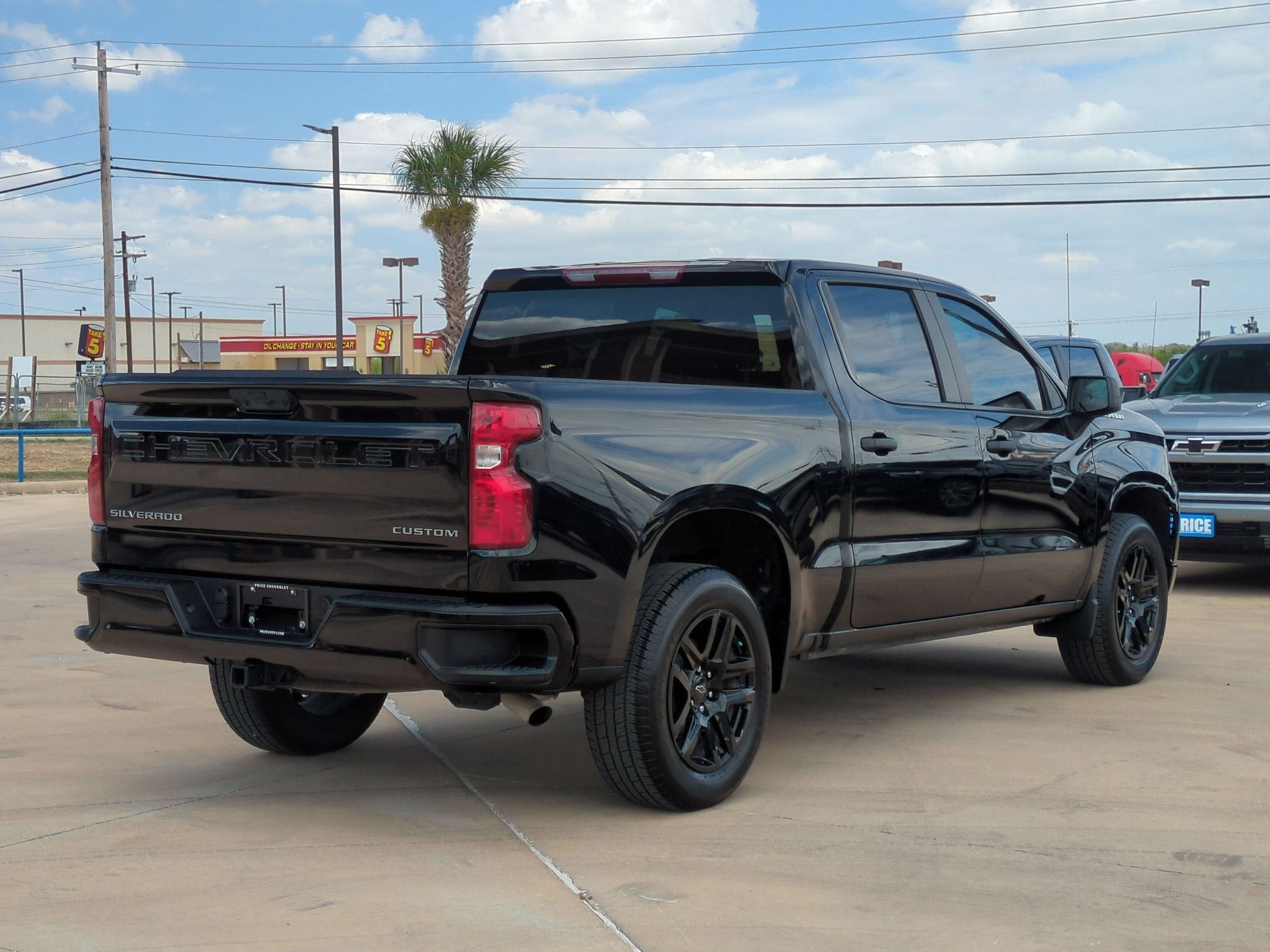 2024 Chevrolet Silverado 1500 Custom