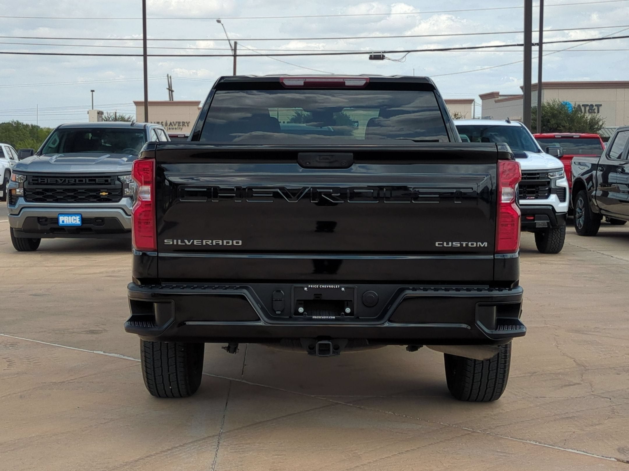 2024 Chevrolet Silverado 1500 Custom