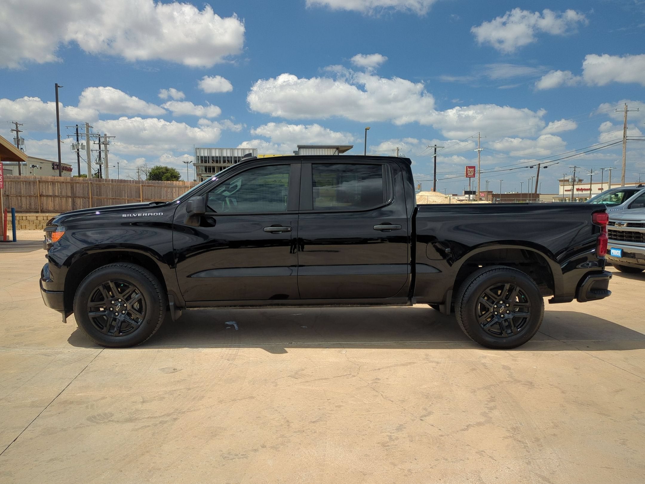2024 Chevrolet Silverado 1500 Custom
