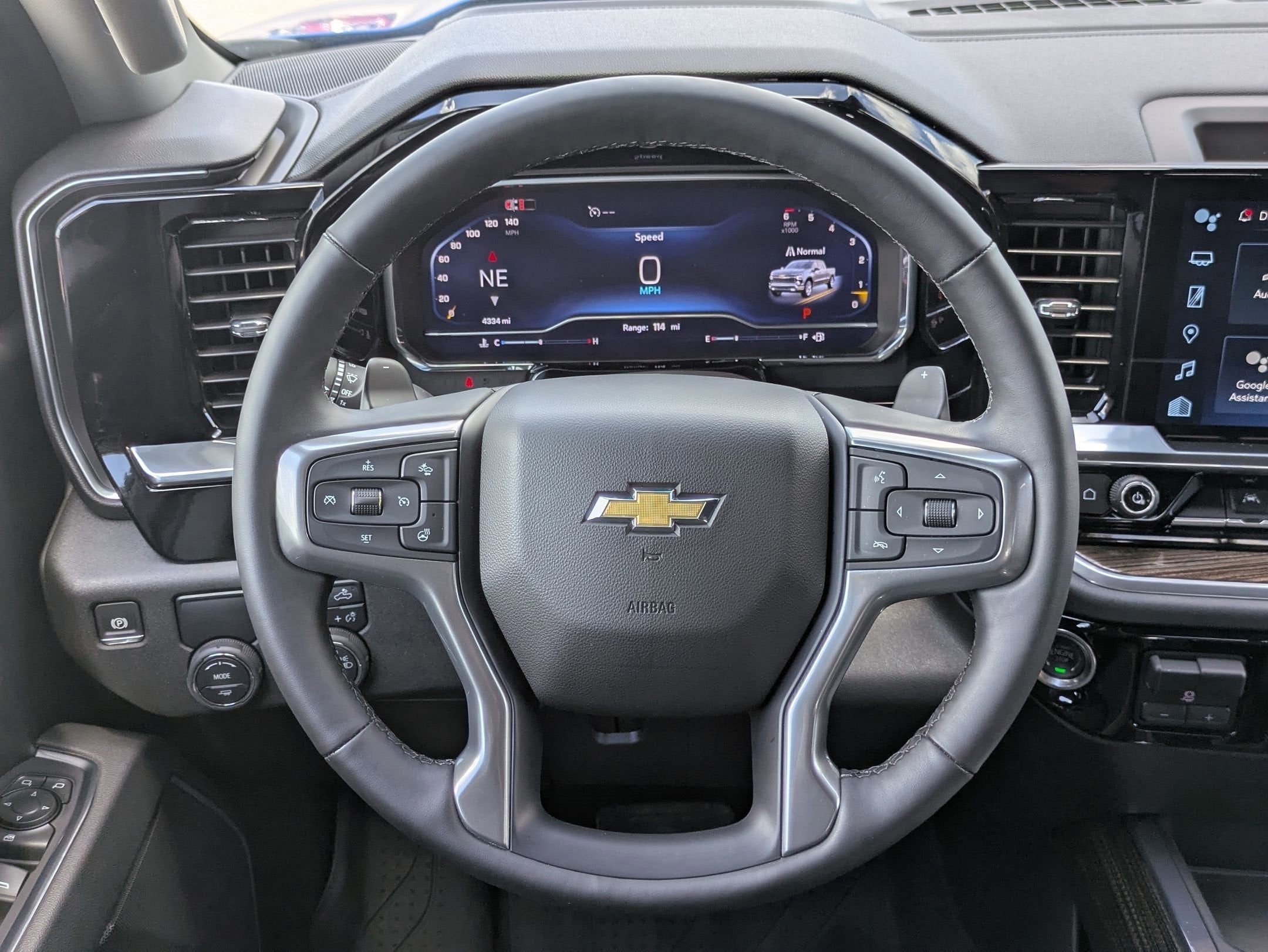 2025 Chevrolet Silverado 1500 LT