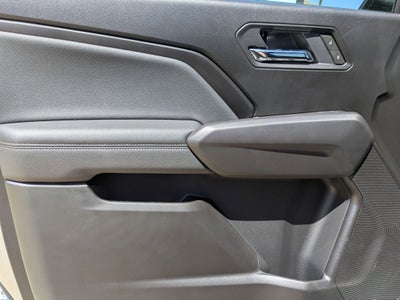 2025 Chevrolet Colorado WT/LT