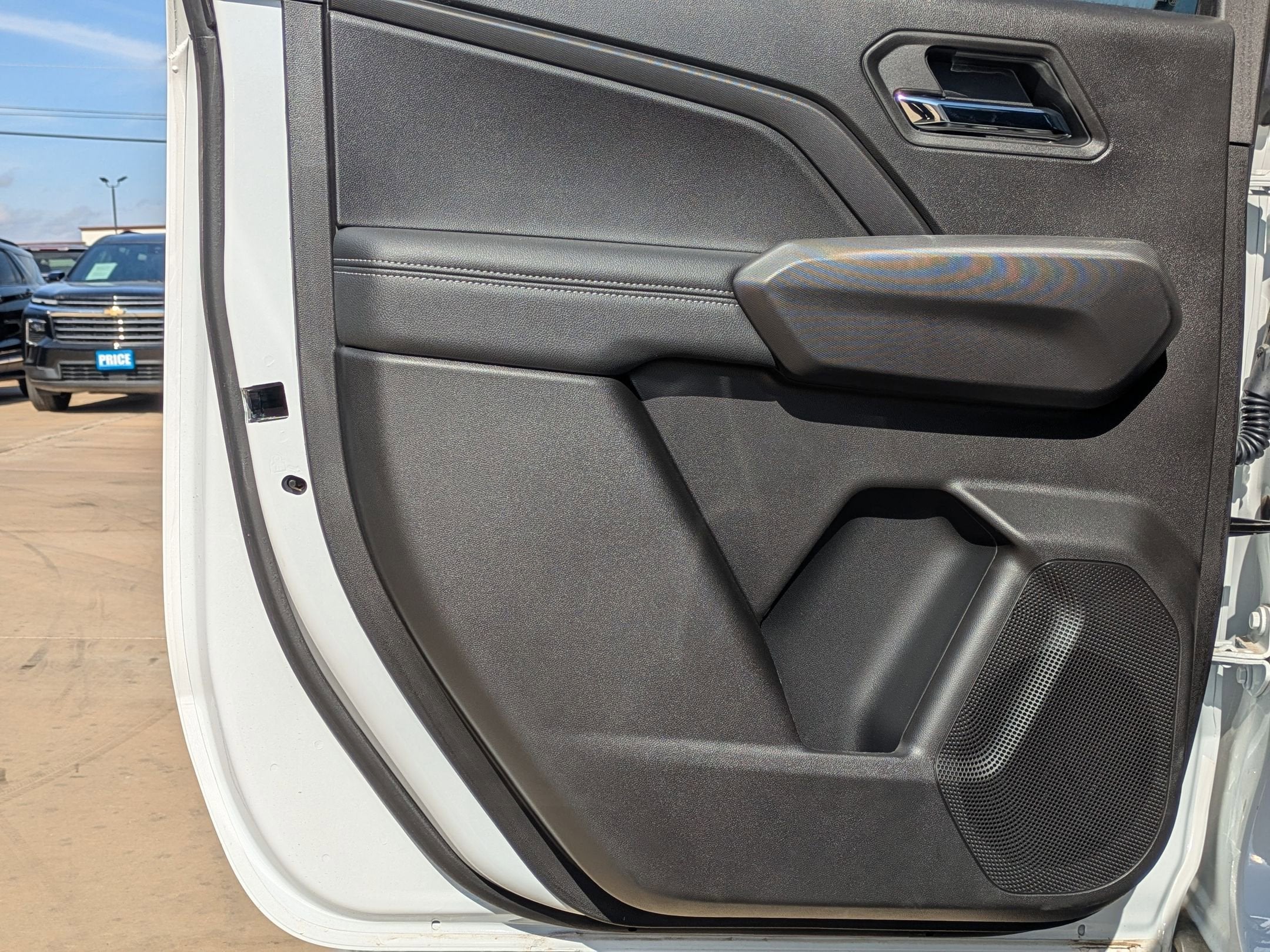 2025 Chevrolet Colorado WT/LT