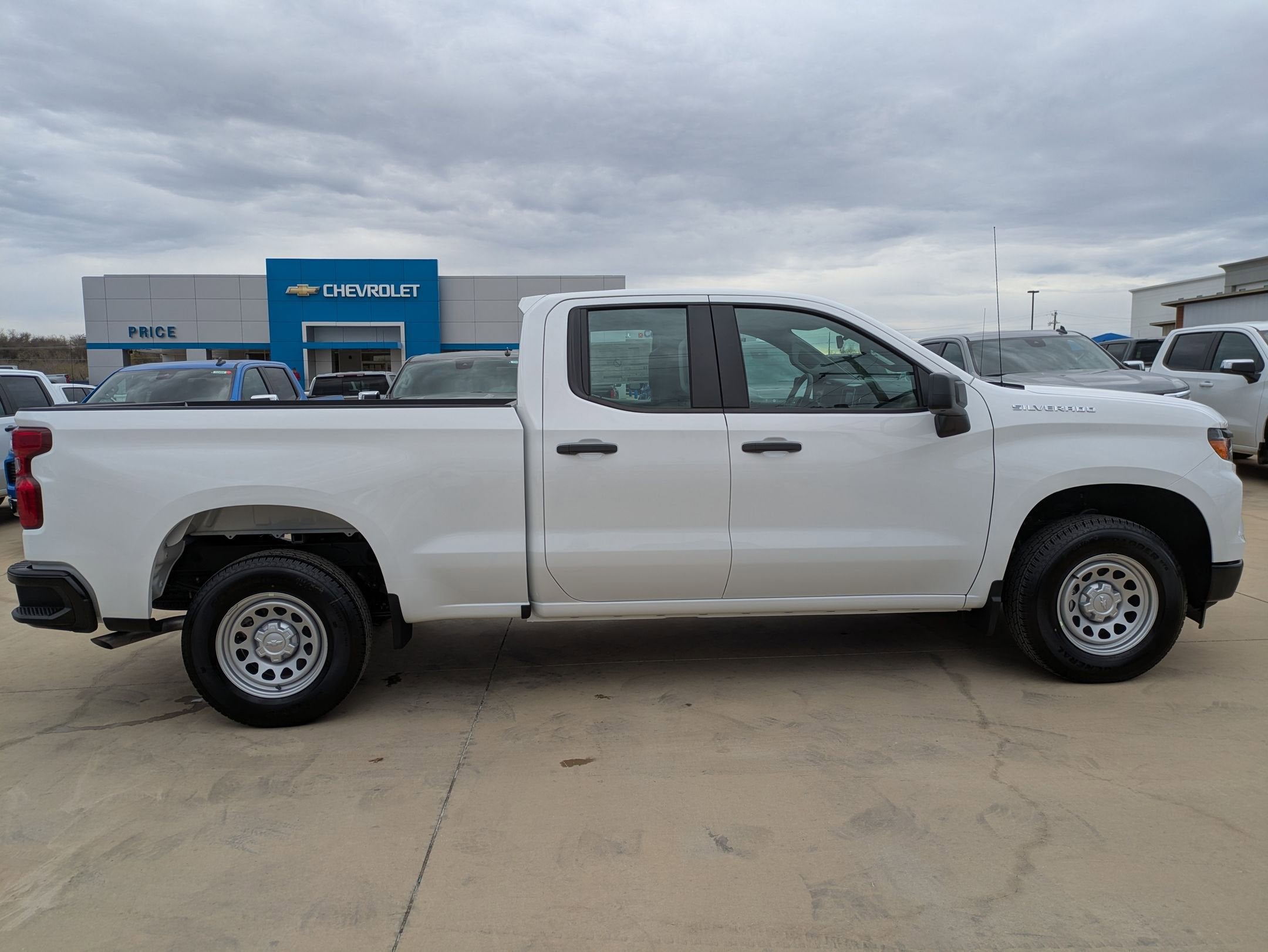 2025 Chevrolet Silverado 1500 WT