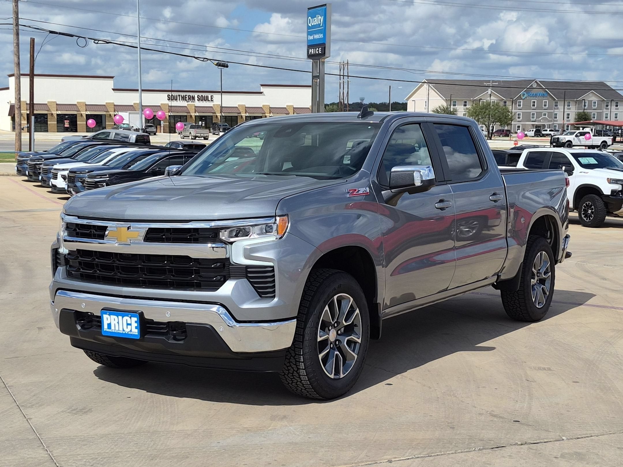 2026 Chevrolet Silverado 1500 LT