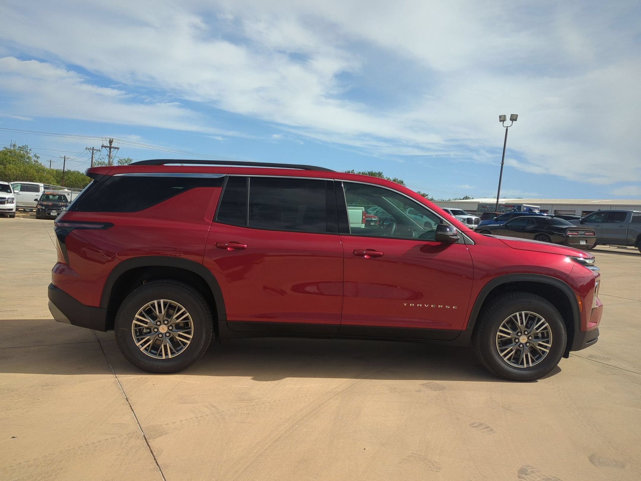 2027 Chevrolet Traverse LT