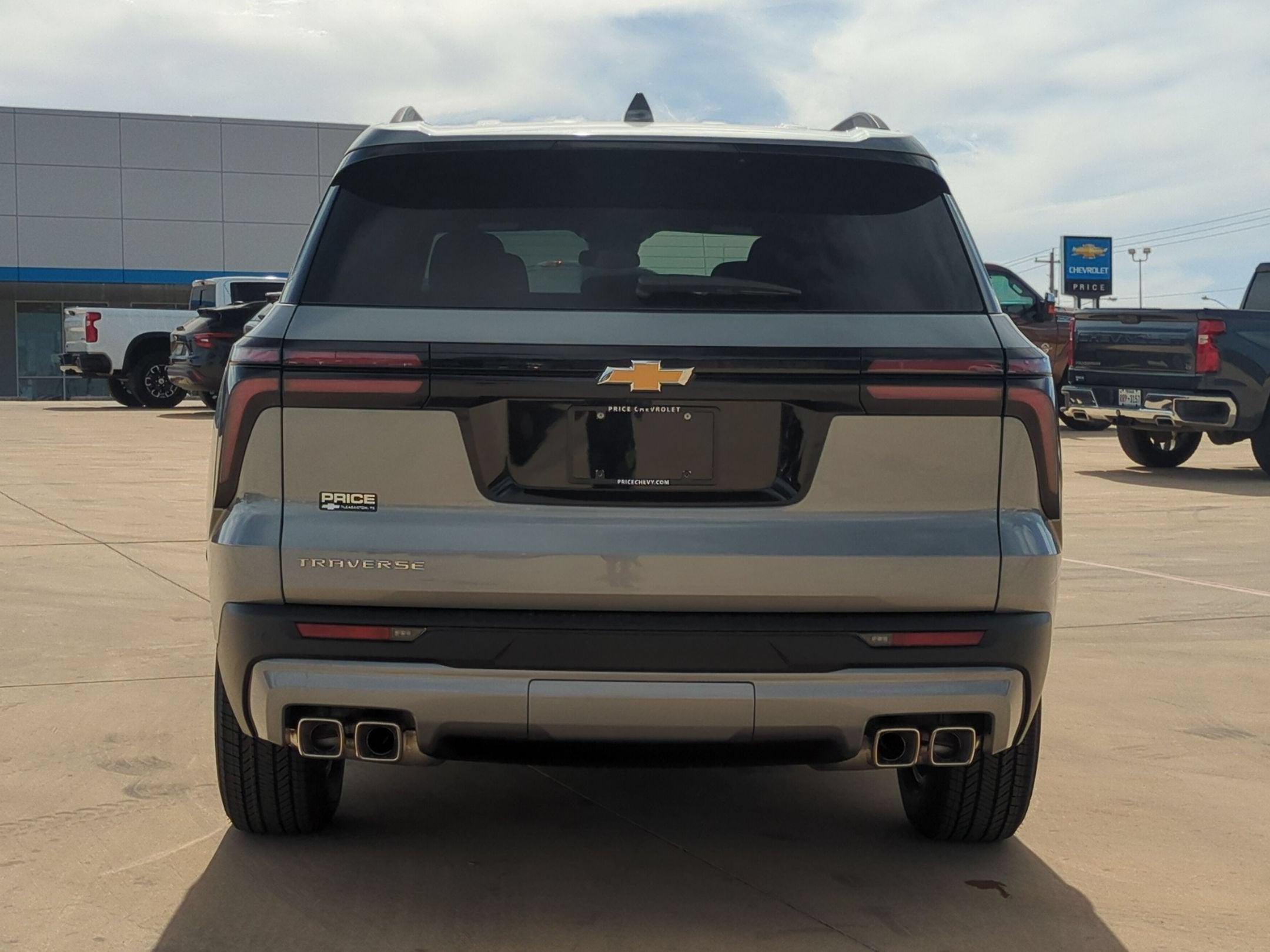 2027 Chevrolet Traverse LT