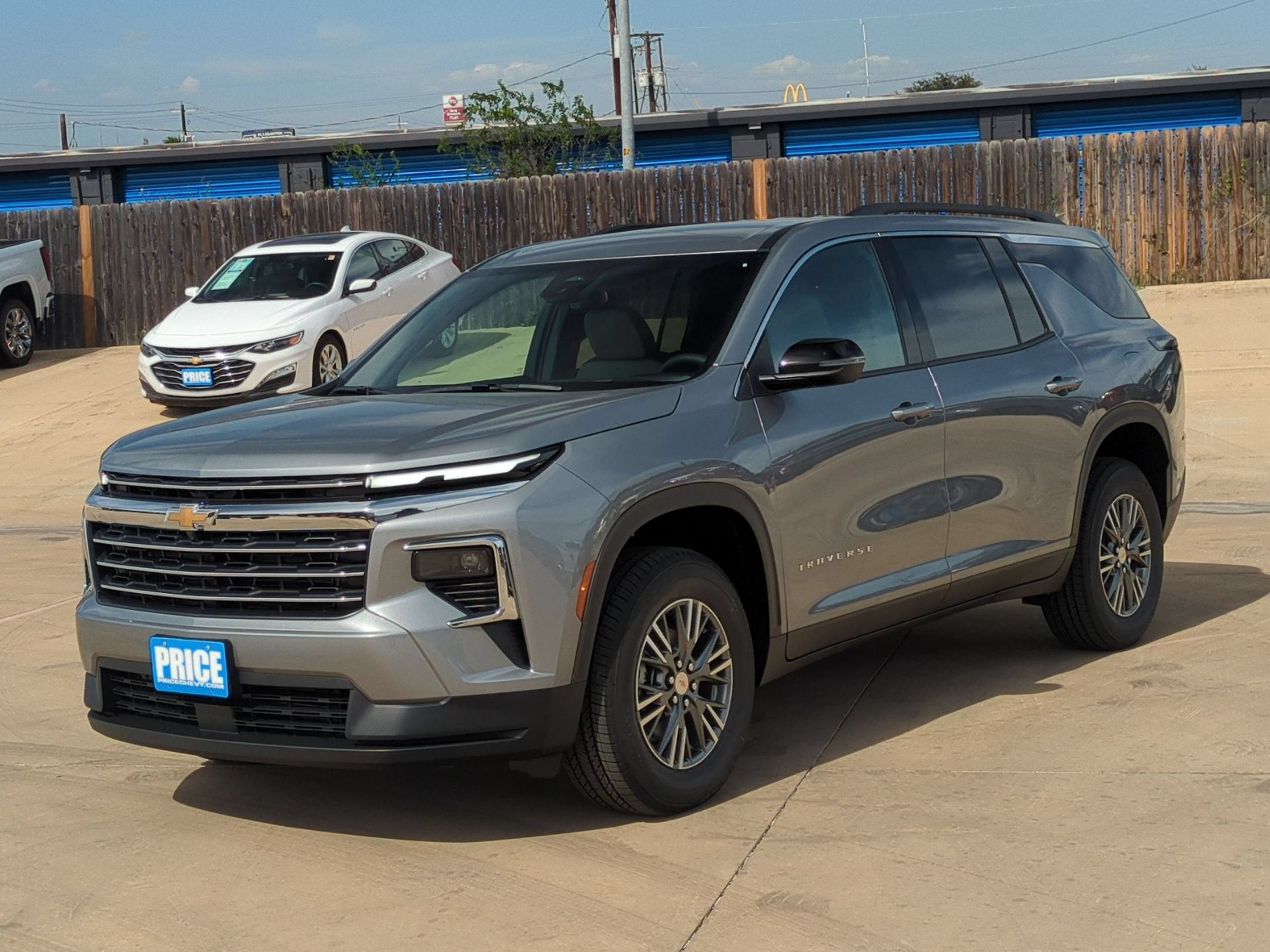 2027 Chevrolet Traverse LT