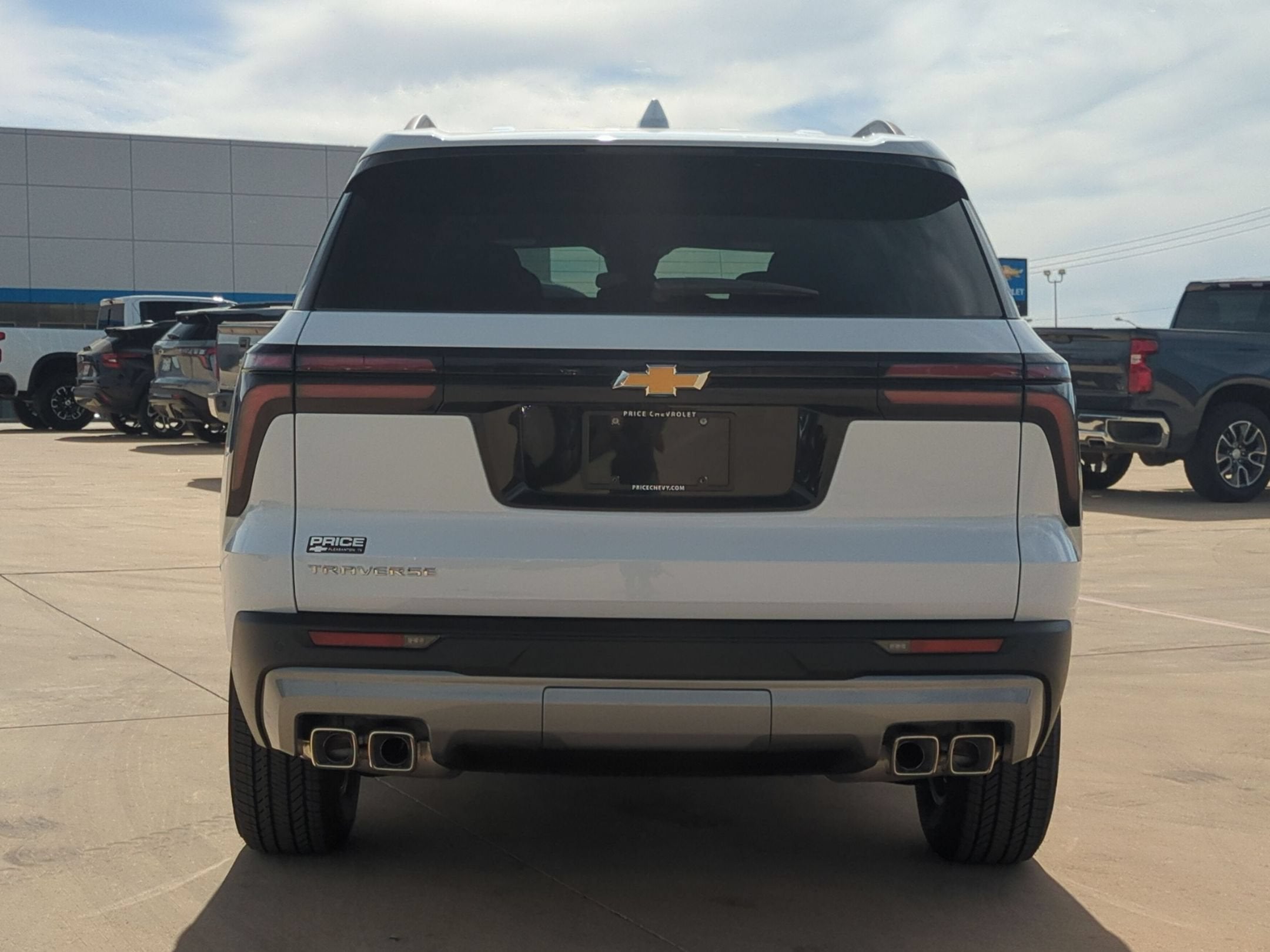 2027 Chevrolet Traverse LT