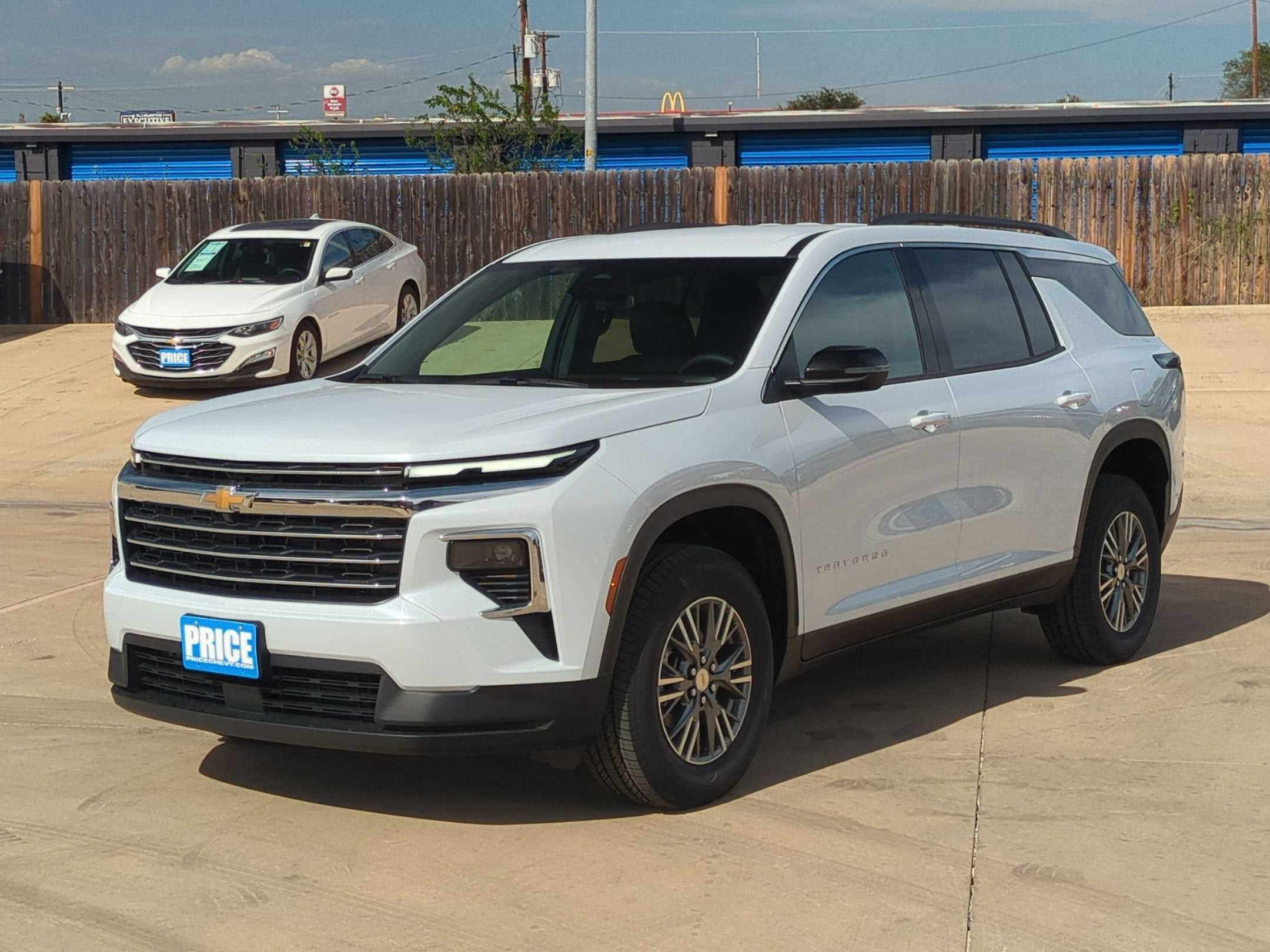 2027 Chevrolet Traverse LT