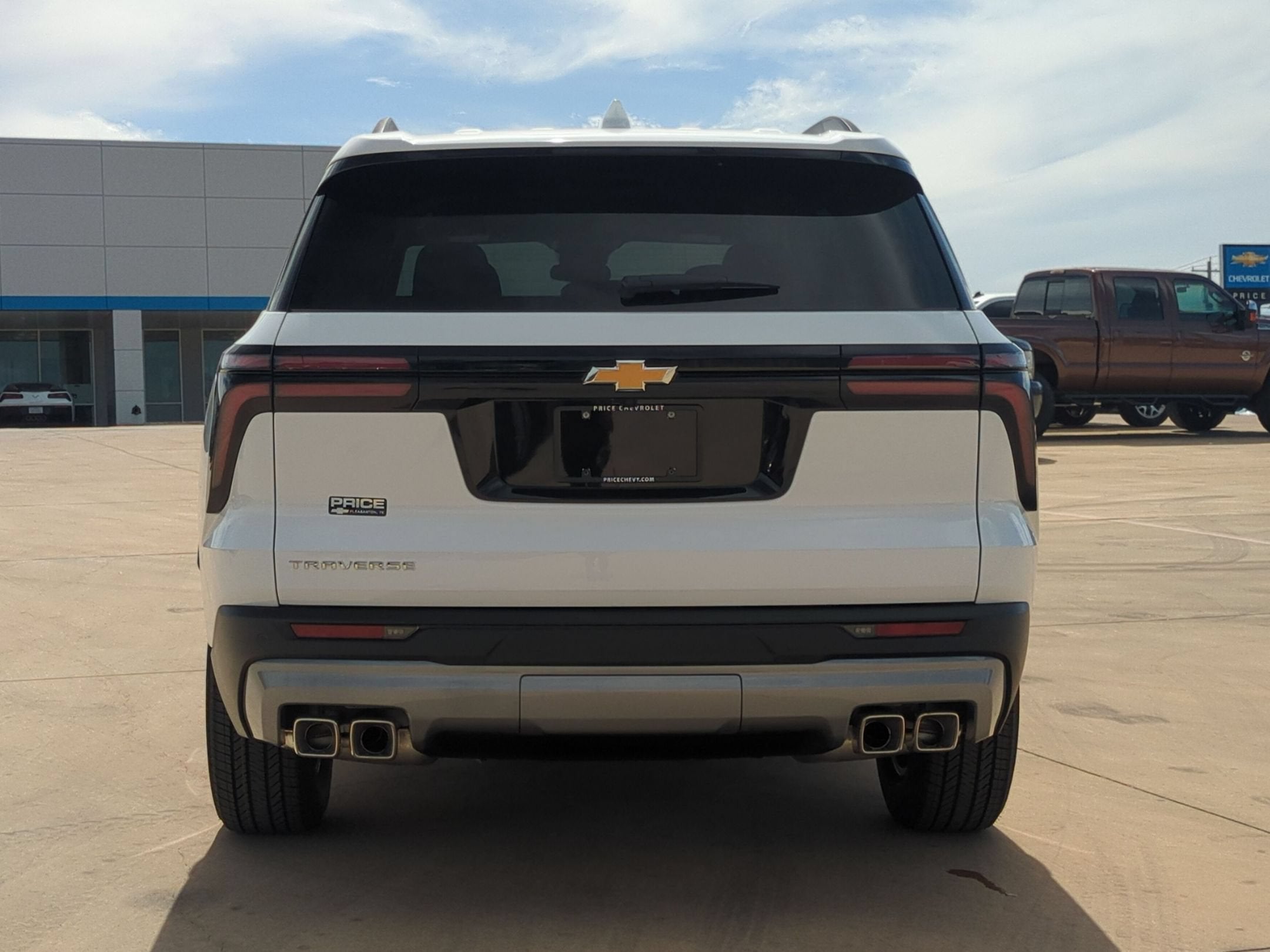 2027 Chevrolet Traverse LT