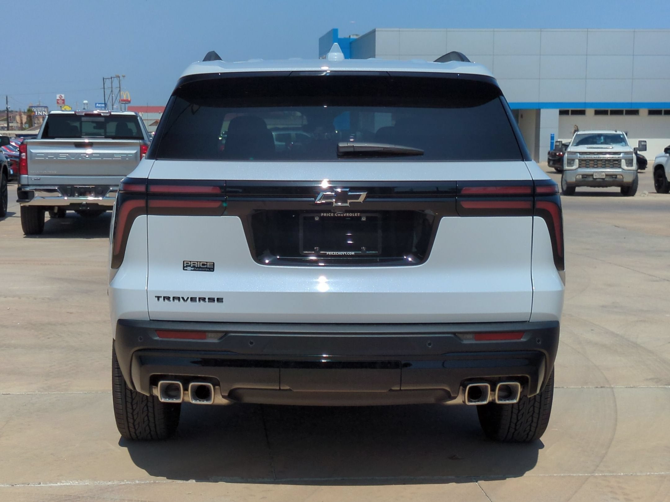 2027 Chevrolet Traverse LT