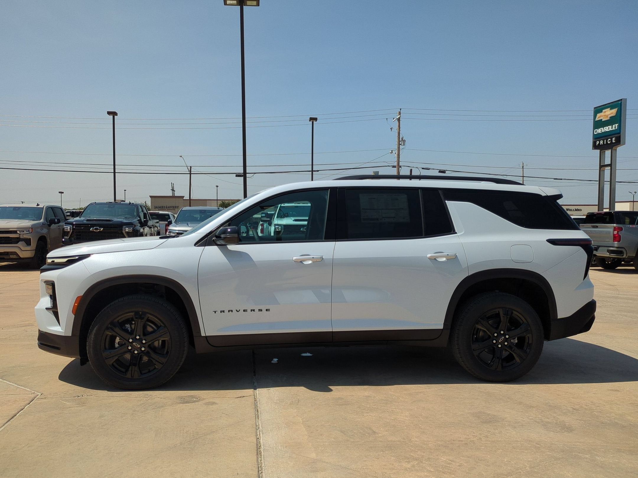2027 Chevrolet Traverse LT