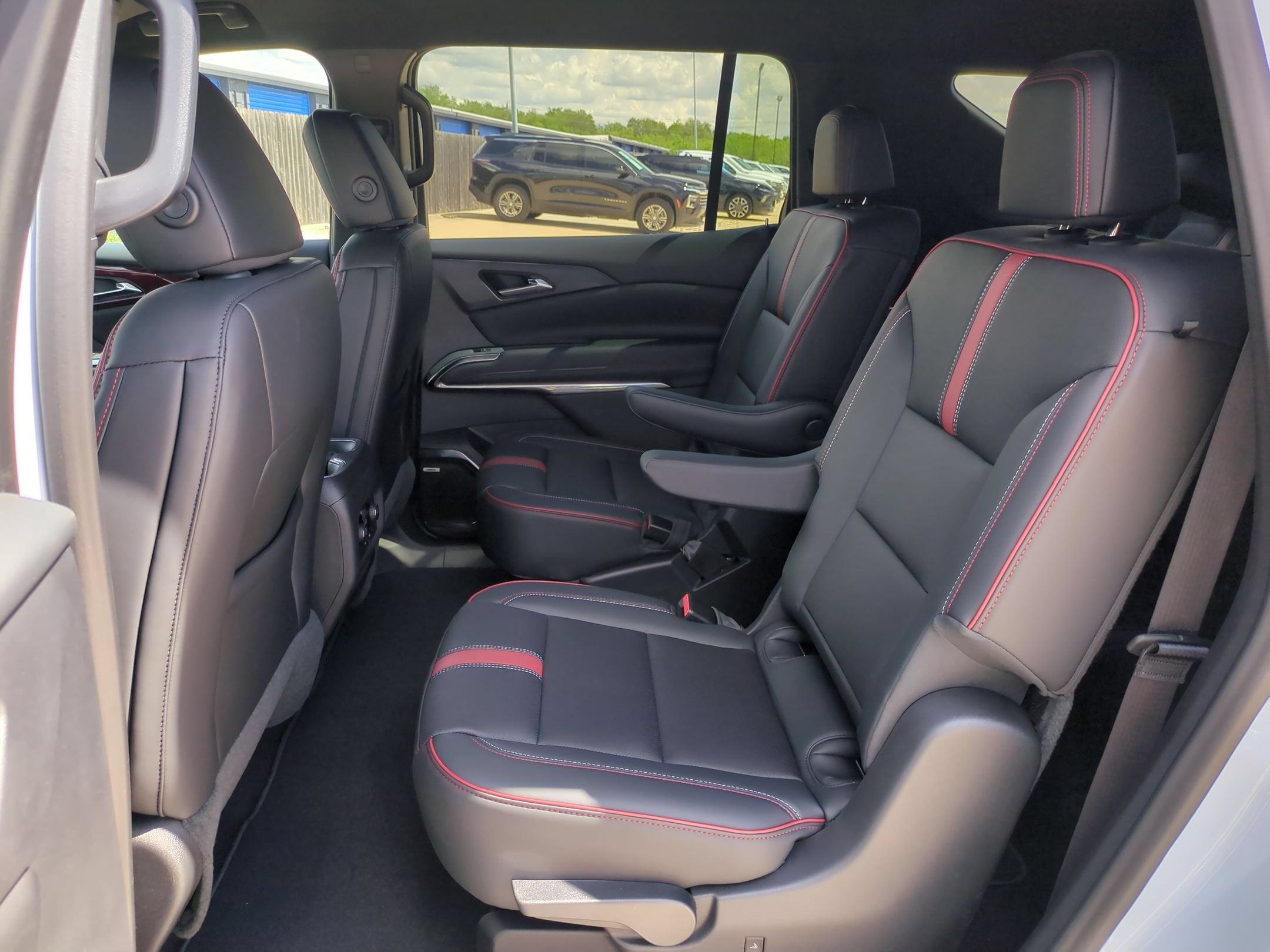 2027 Chevrolet Traverse RS