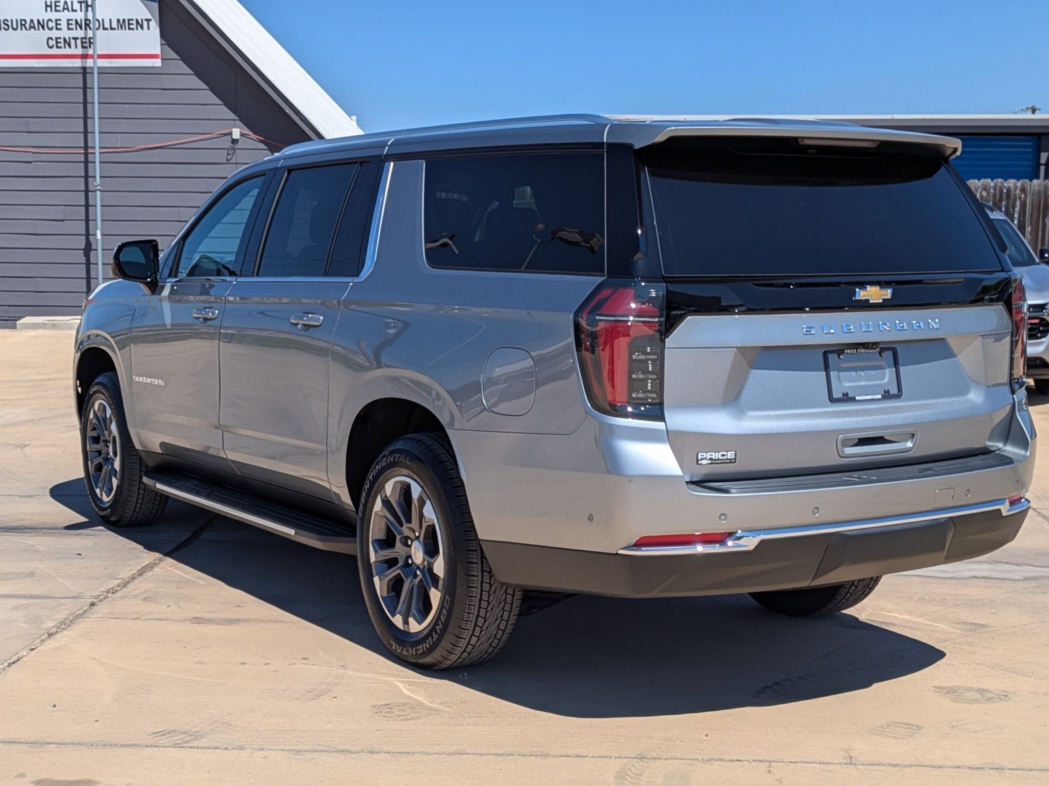 2026 Chevrolet Suburban LS