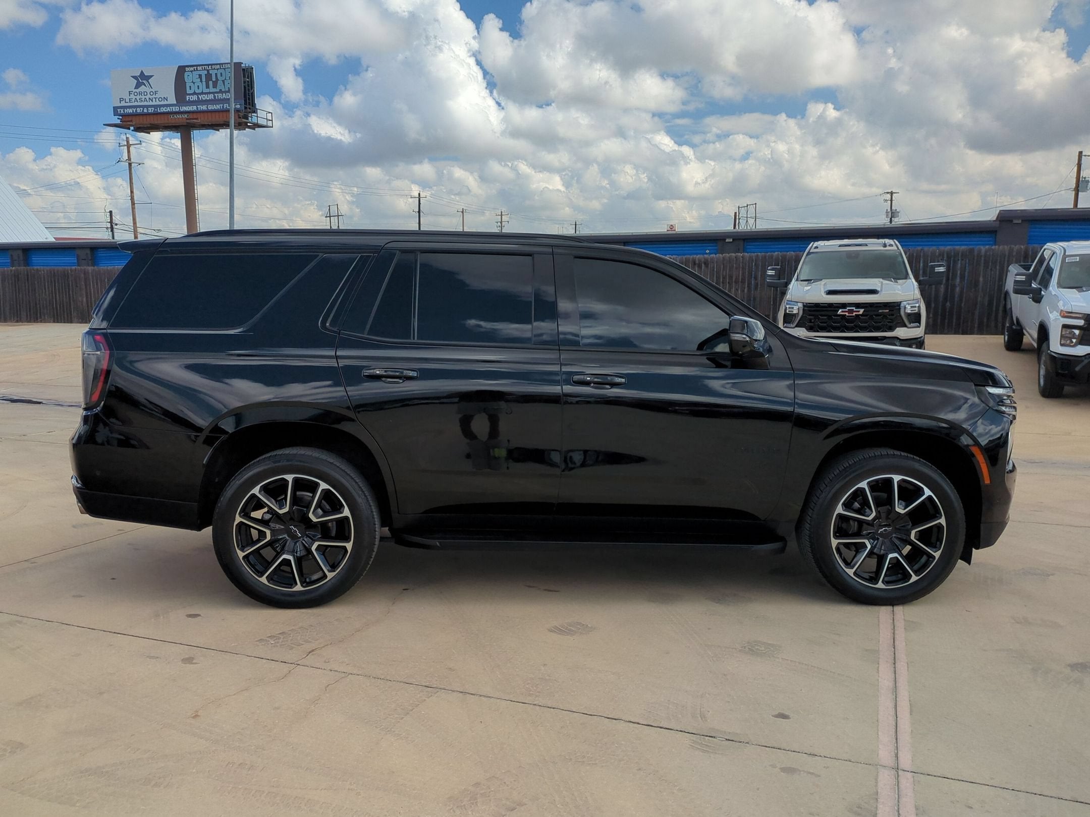 2025 Chevrolet Tahoe RST