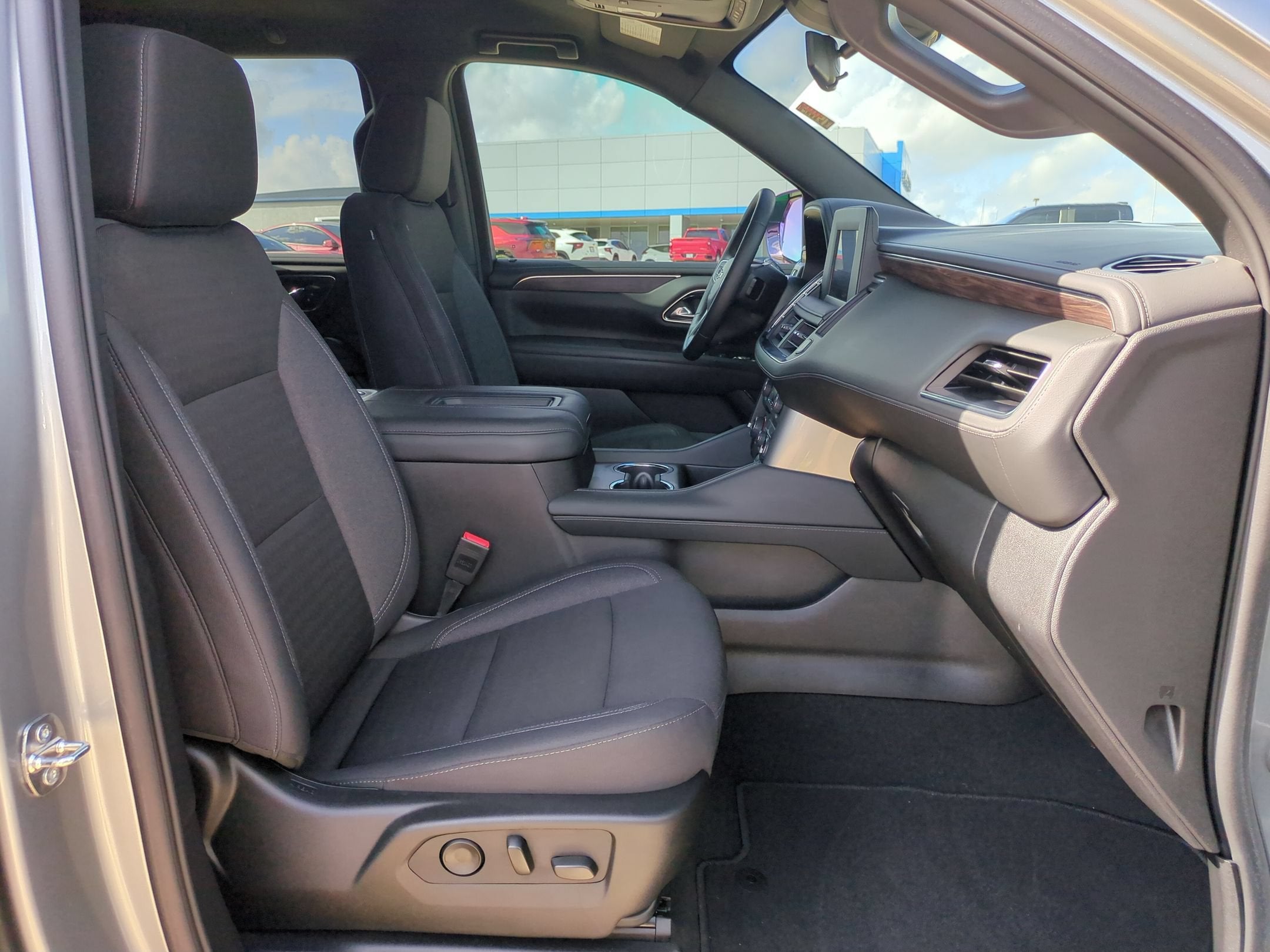 2024 Chevrolet Tahoe LS
