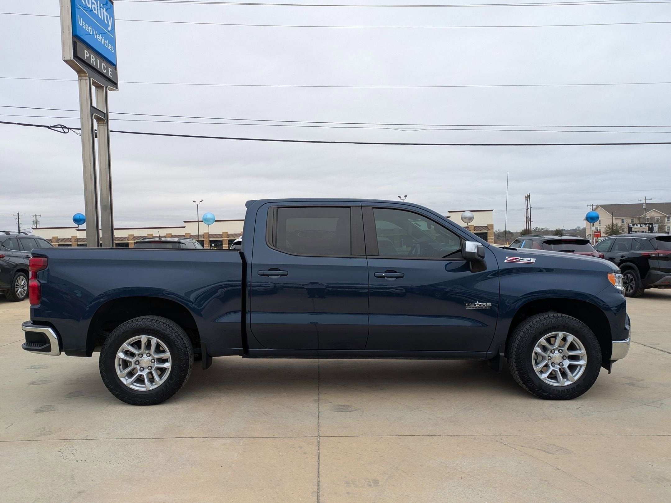 2023 Chevrolet Silverado 1500 LT