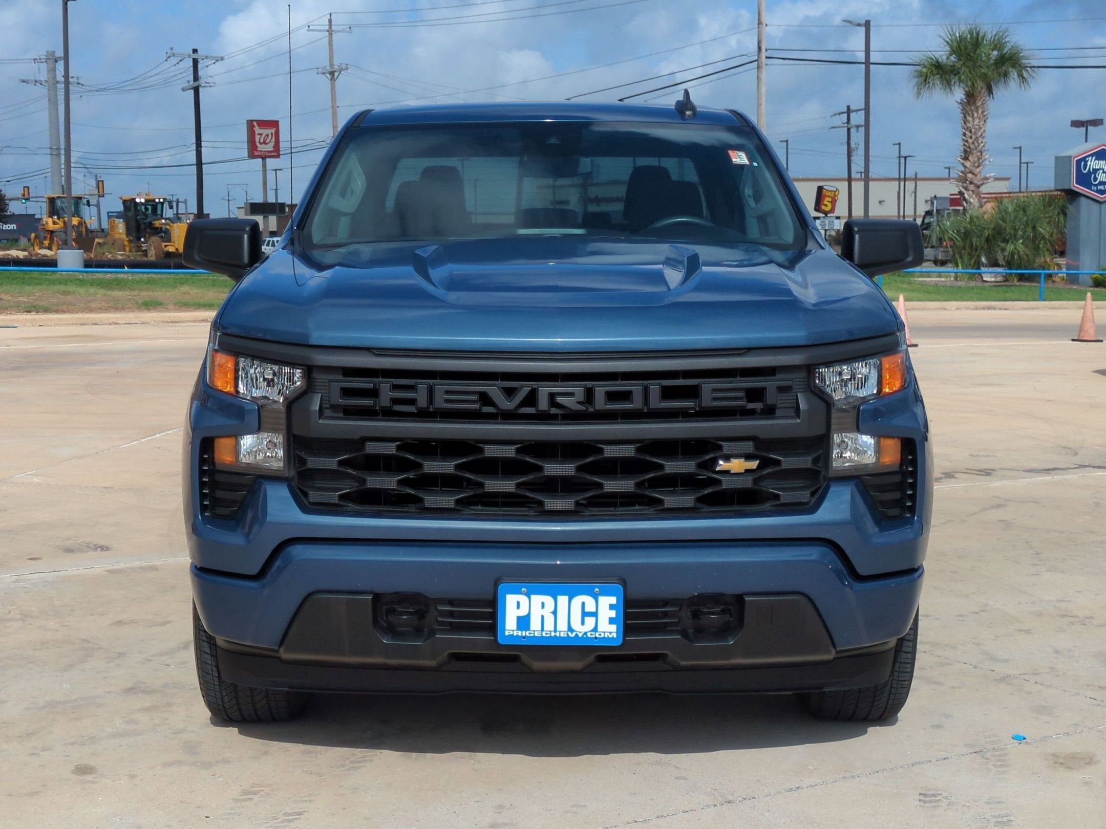 2024 Chevrolet Silverado 1500 Custom