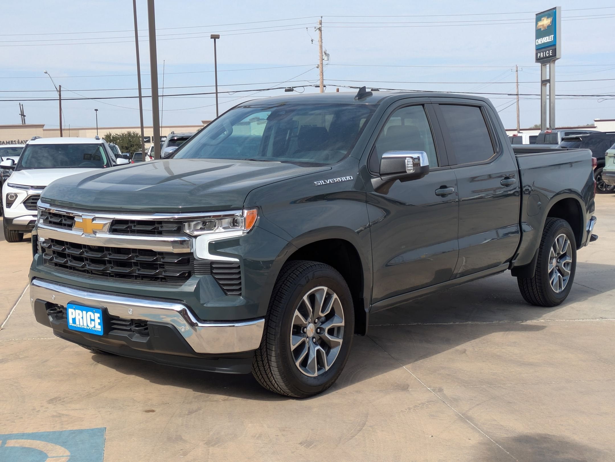 2026 Chevrolet Silverado 1500 LT