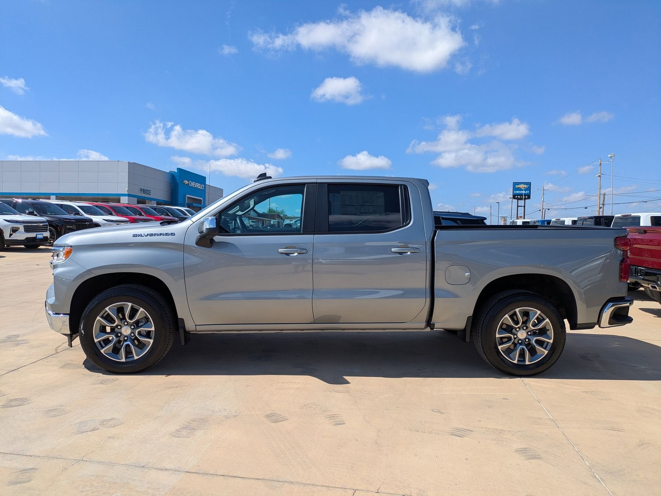 2026 Chevrolet Silverado 1500 LT