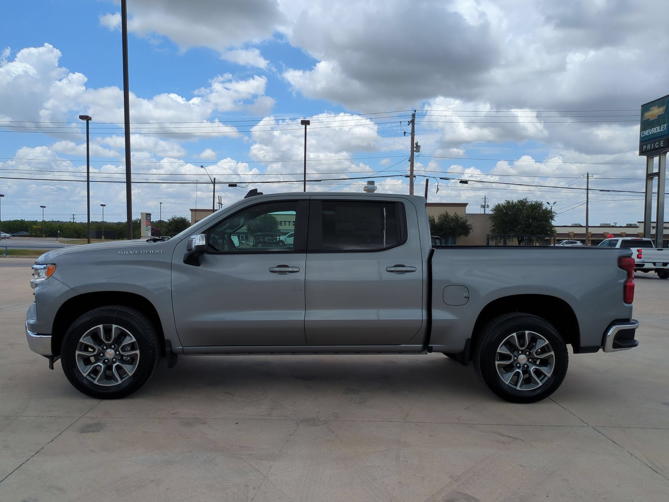 2026 Chevrolet Silverado 1500 LT