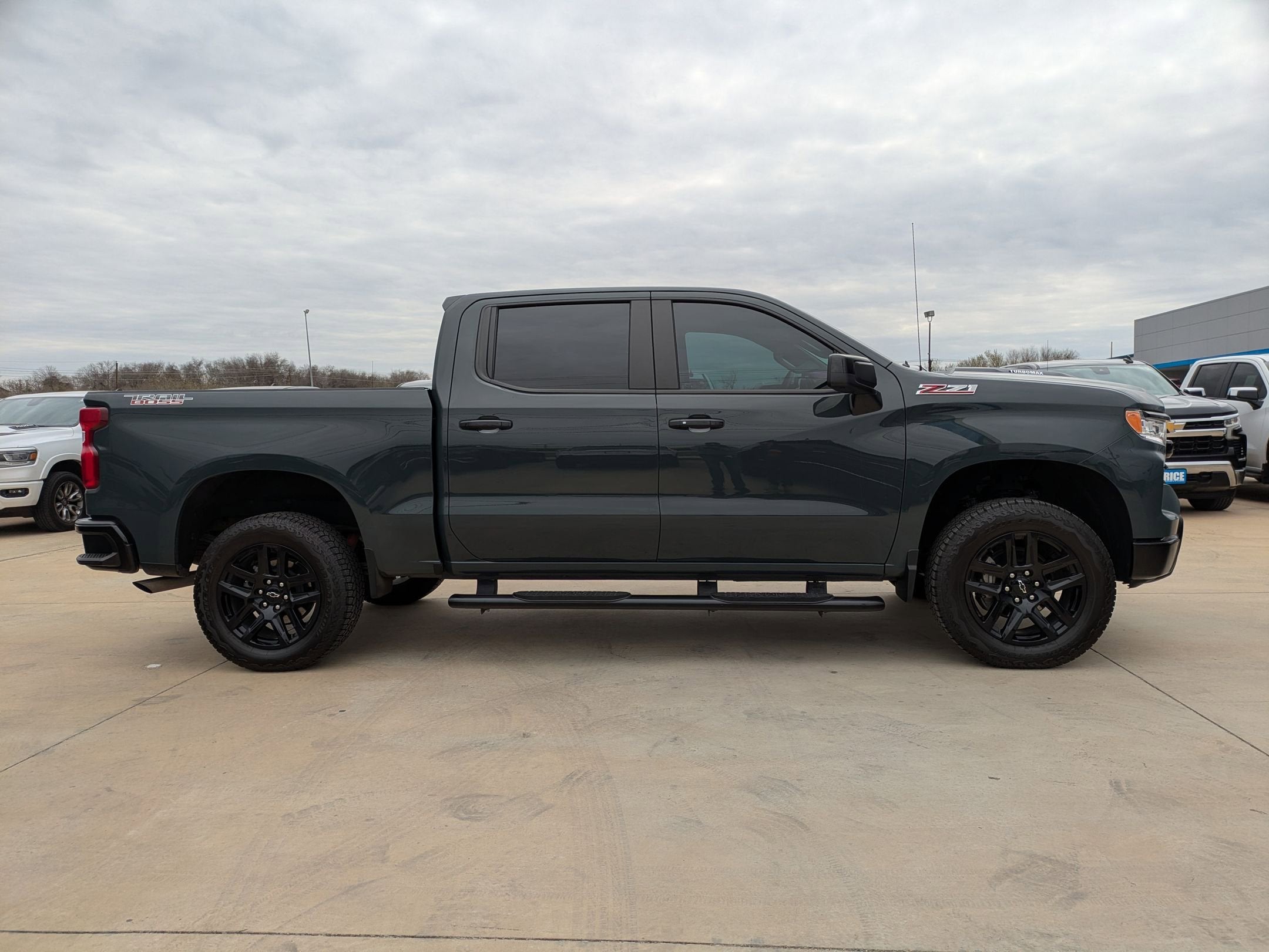 2025 Chevrolet Silverado 1500 LT Trail Boss