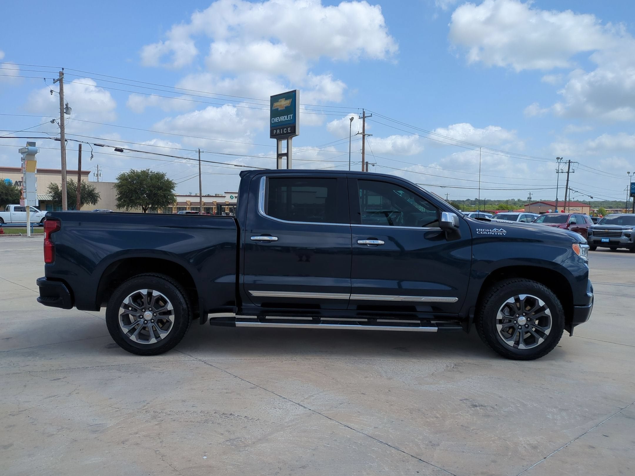 2023 Chevrolet Silverado 1500 High Country
