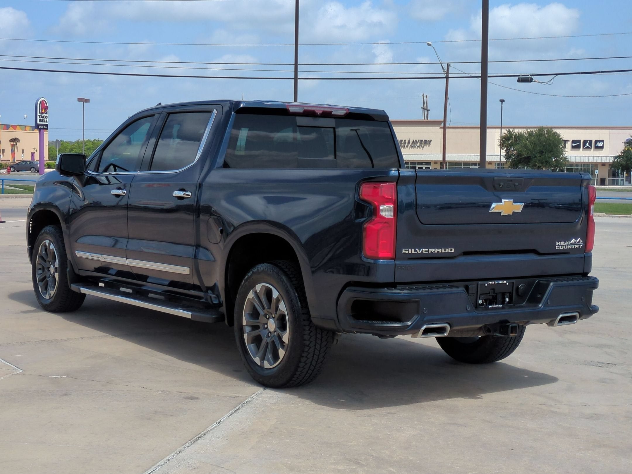 2023 Chevrolet Silverado 1500 High Country