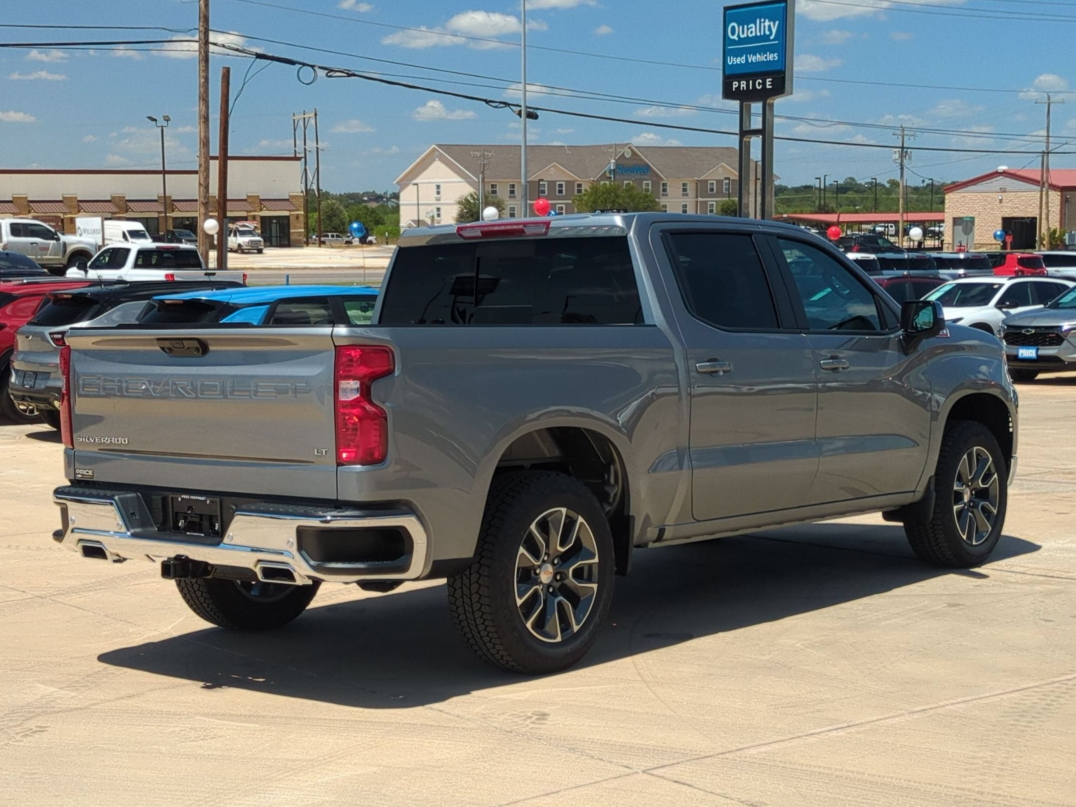 2026 Chevrolet Silverado 1500 LT