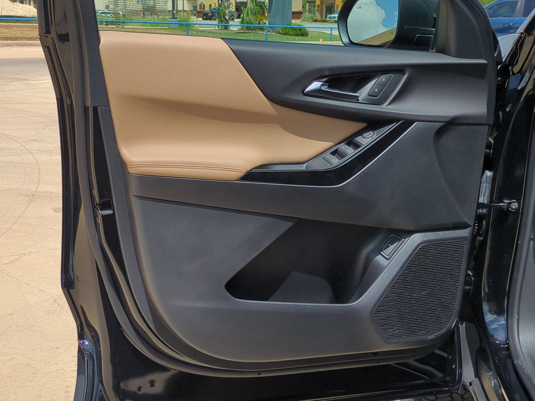 2027 Chevrolet Equinox FWD ACTIV
