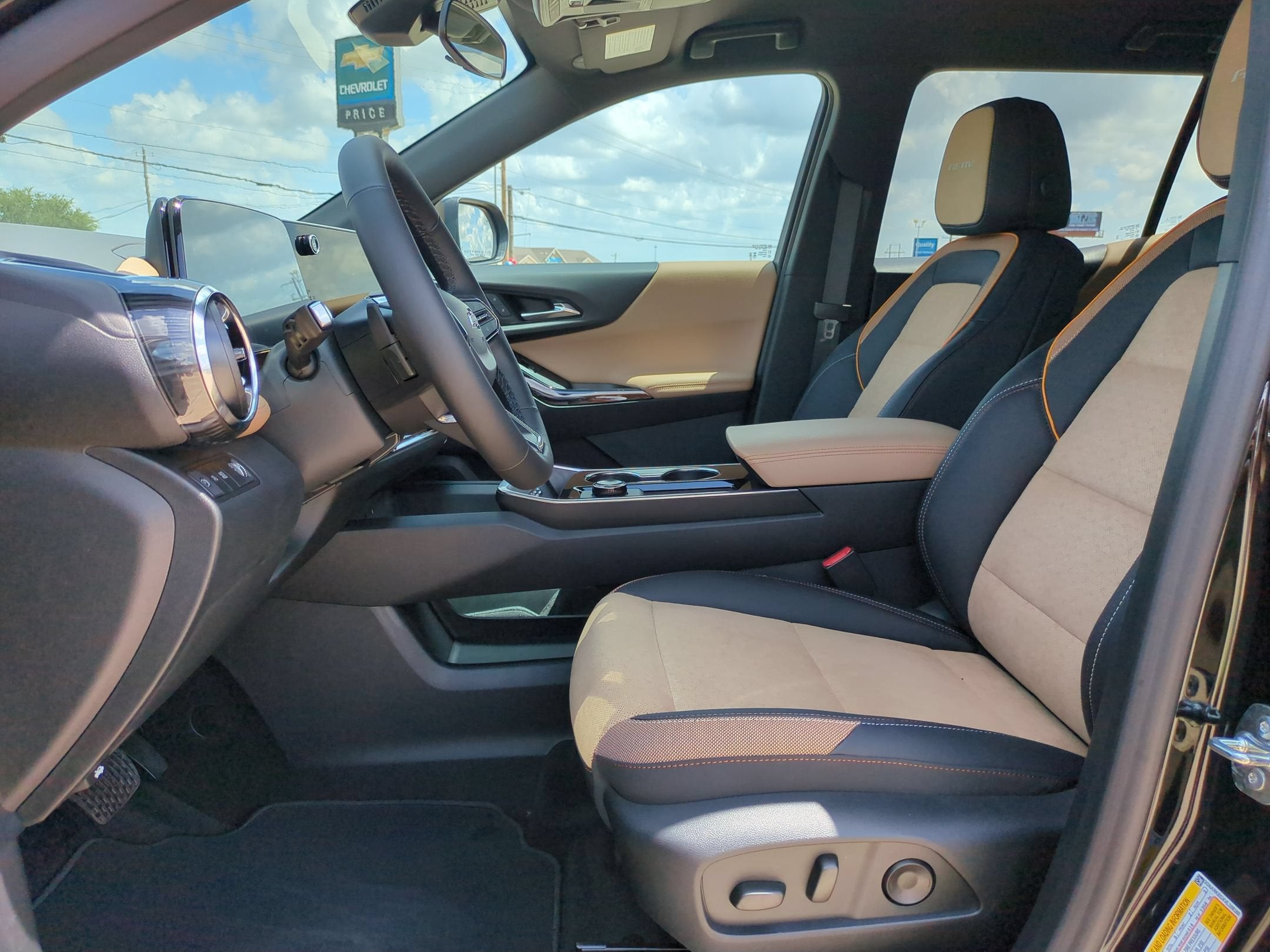 2027 Chevrolet Equinox FWD ACTIV