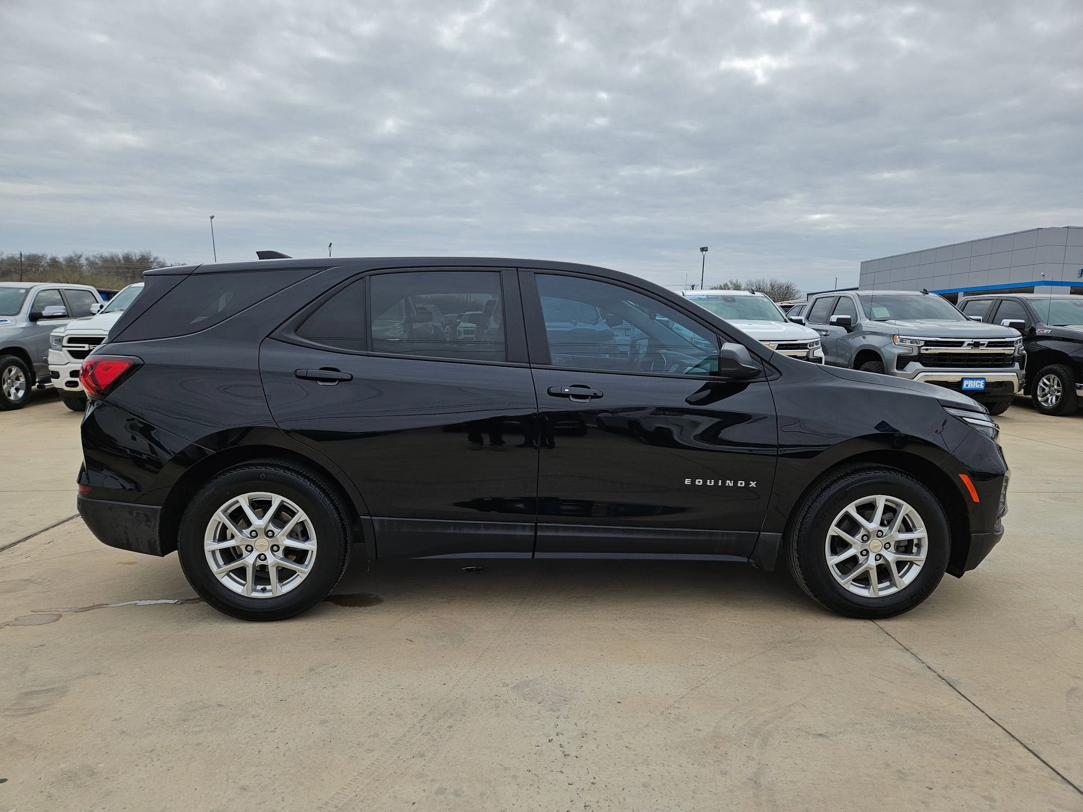 2024 Chevrolet Equinox LS