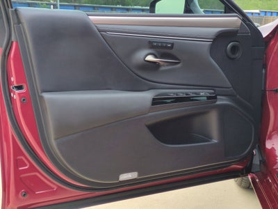 2024 Lexus ES ES 350 F SPORT Handling