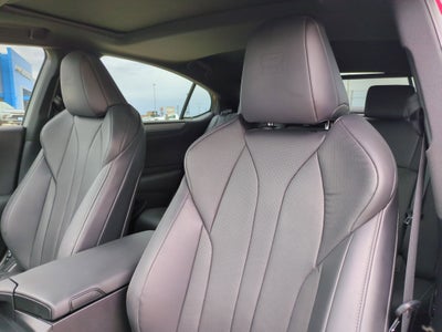 2024 Lexus ES ES 350 F SPORT Handling