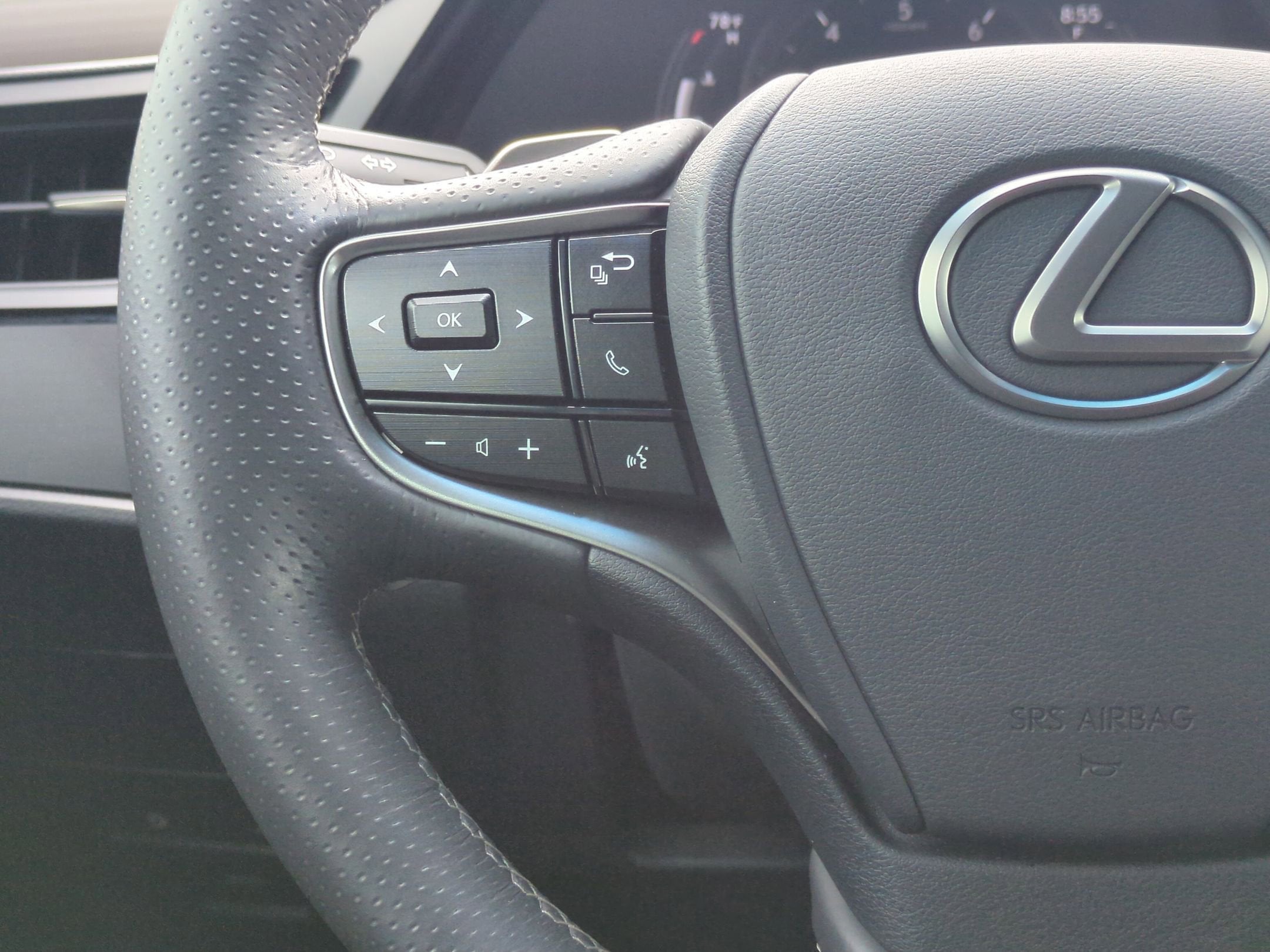 2024 Lexus ES ES 350 F SPORT Handling