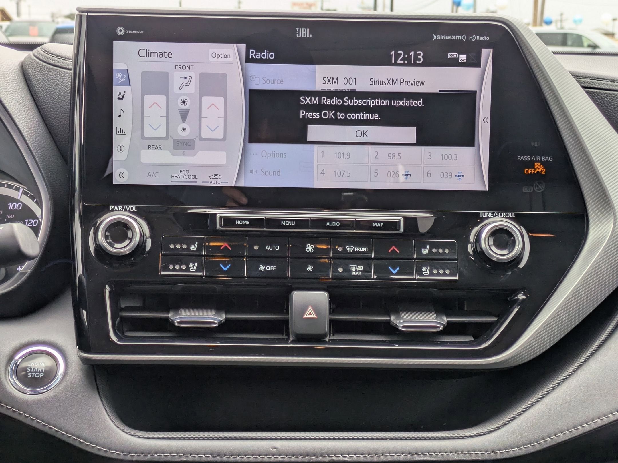 2022 Toyota Highlander Platinum