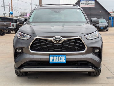 2022 Toyota Highlander Platinum