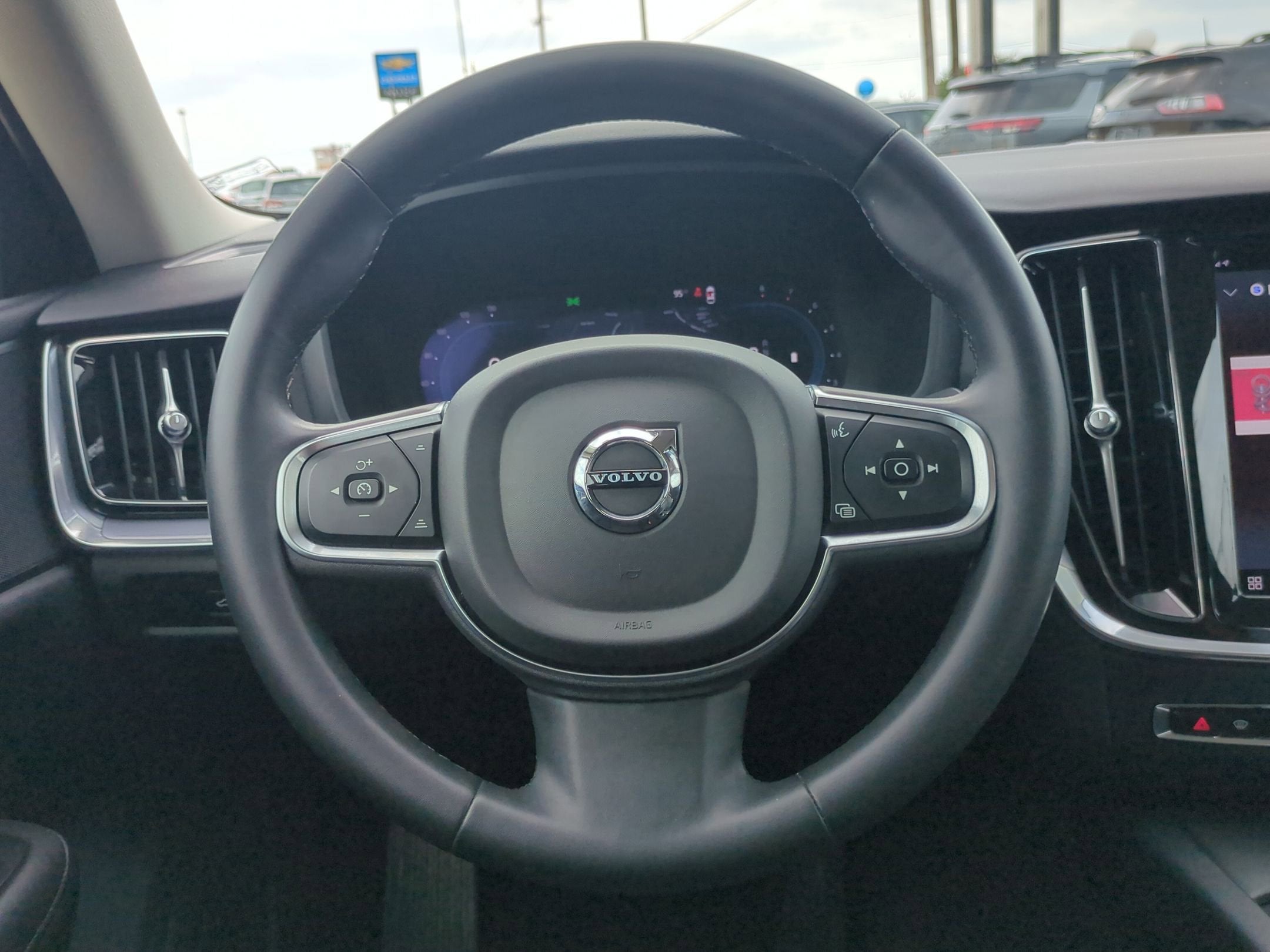 2024 Volvo S60 Core Dark Theme