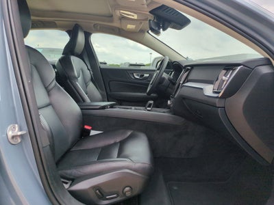 2024 Volvo S60 Core Dark Theme