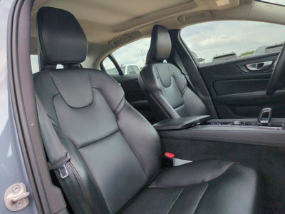 2024 Volvo S60 Core Dark Theme