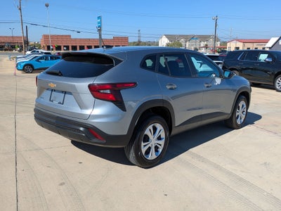 2025 Chevrolet Trax LS