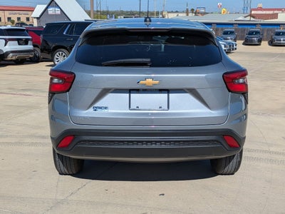 2025 Chevrolet Trax LS