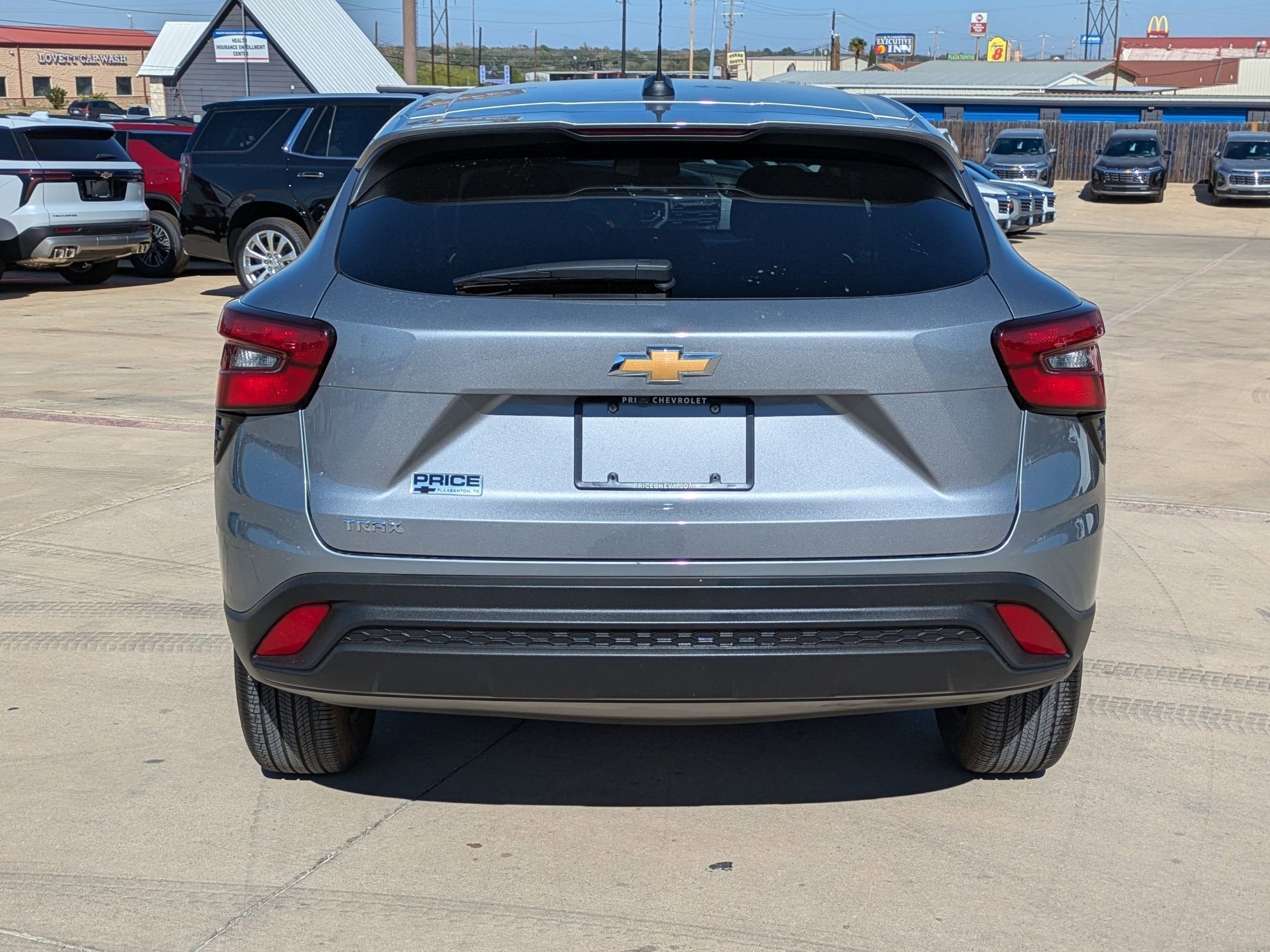 2025 Chevrolet Trax LS